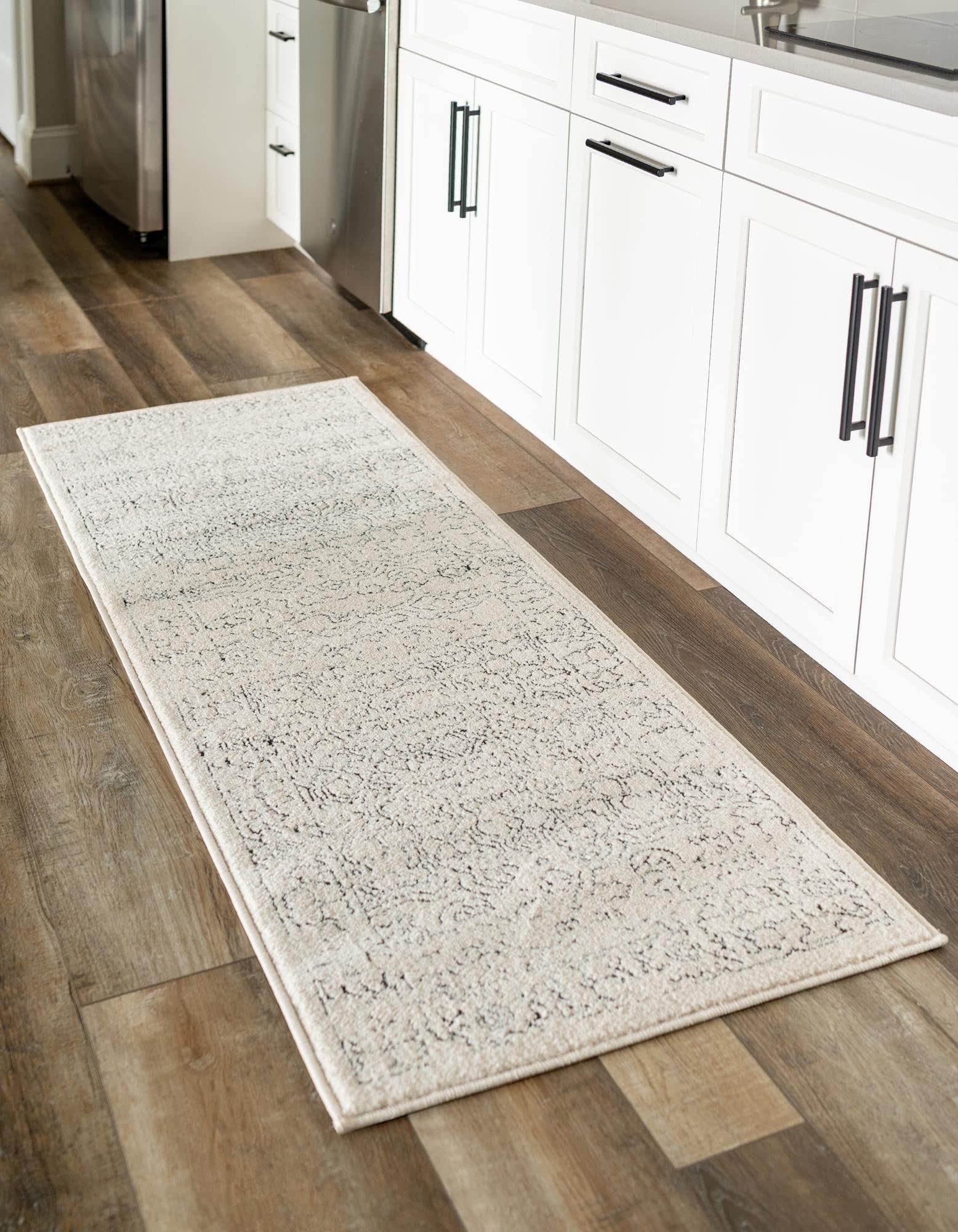 Unique Loom Isabella Collection Area Rug - Adjani (2' 7" x 10' Runner, White/ Blue)