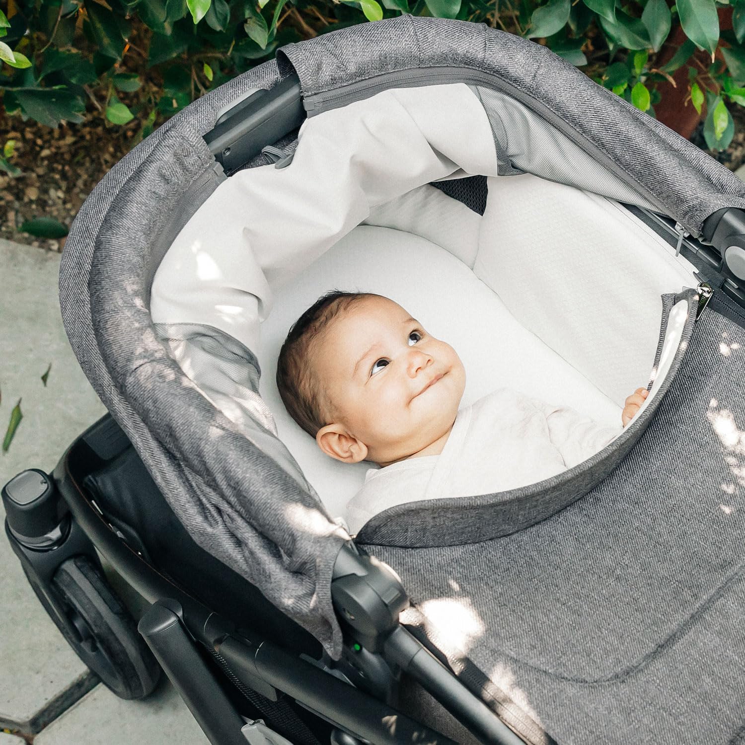 Amazon.com : UPPAbaby Bassinet V3 Mattress Cover/Extra Cover for Bassinets  2018-Later/Ultra Soft and Comfortable/Machine Washable/White : Baby