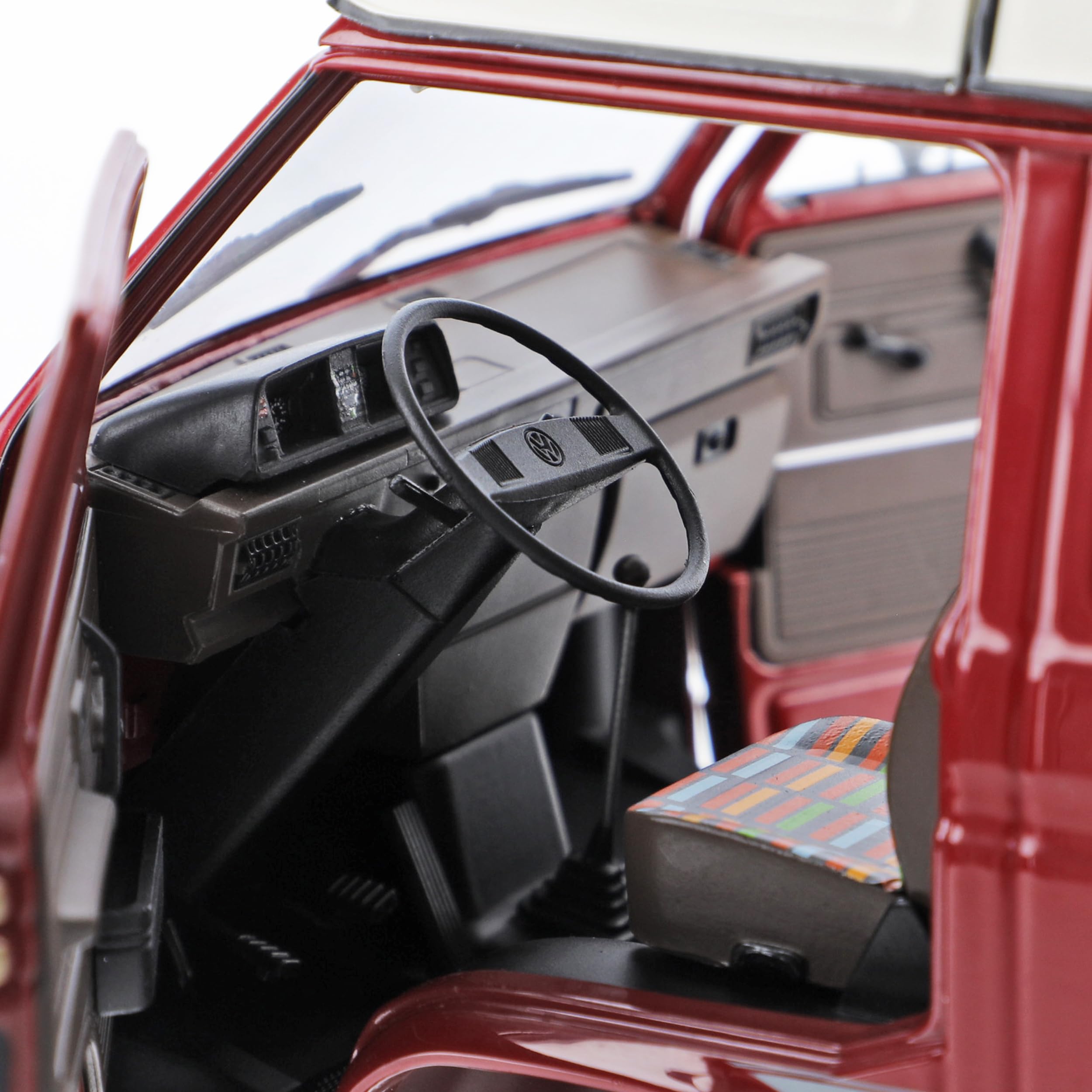 Volkwagen T3 a Westfalia Camper Bus Personen Transporter Dunkel Rot mit Weiss 1979-1992 1/18 Schuco Modell Auto Modell Auto