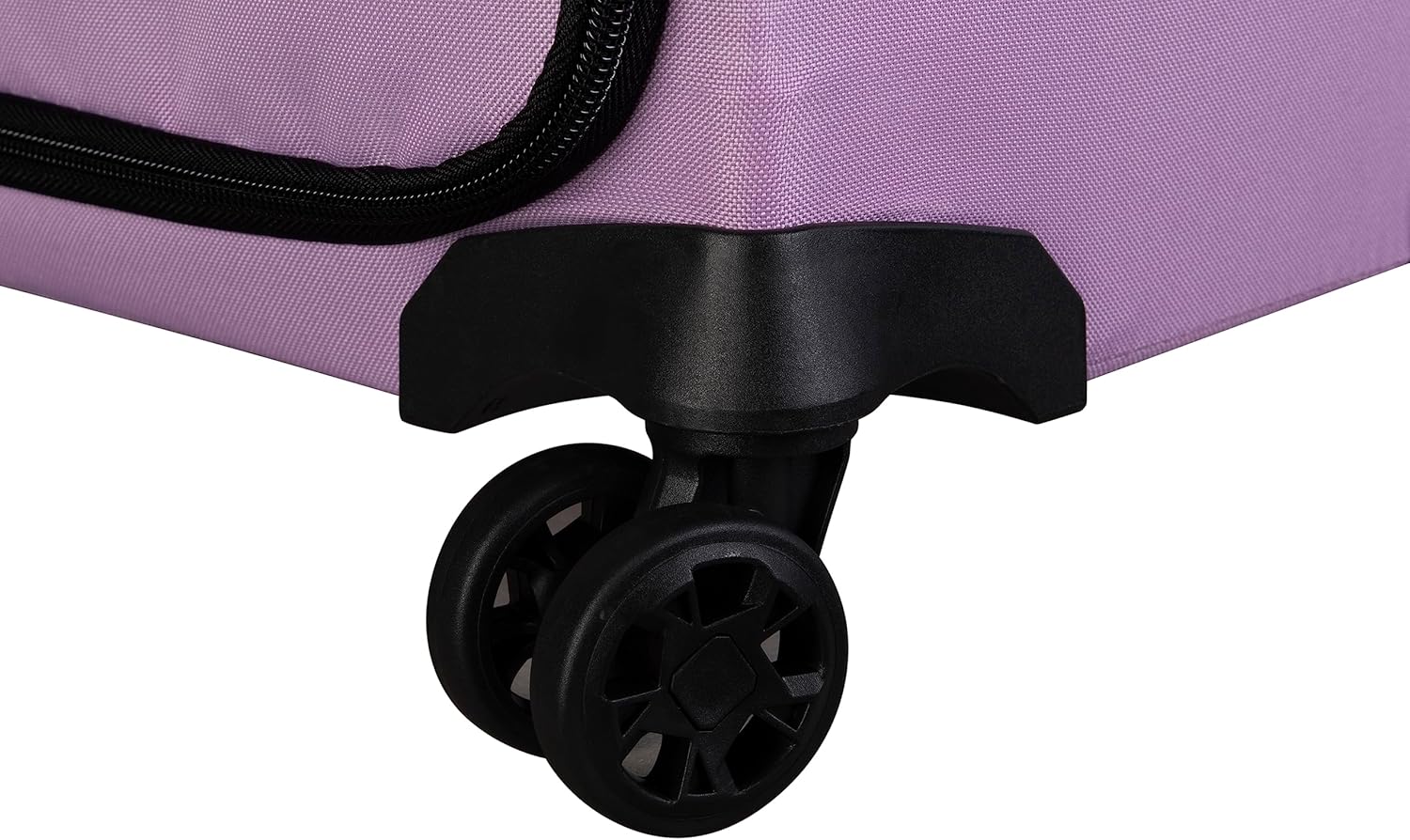 it luggage MaXpace 27" Softside UltraLight Checked Spinner - Image 4