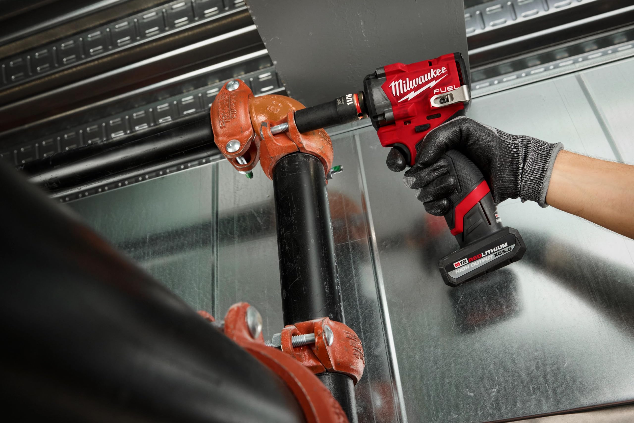 Milwaukee Destornillador de impacto eléctrico M12 Fueltrade Stubby 1/2