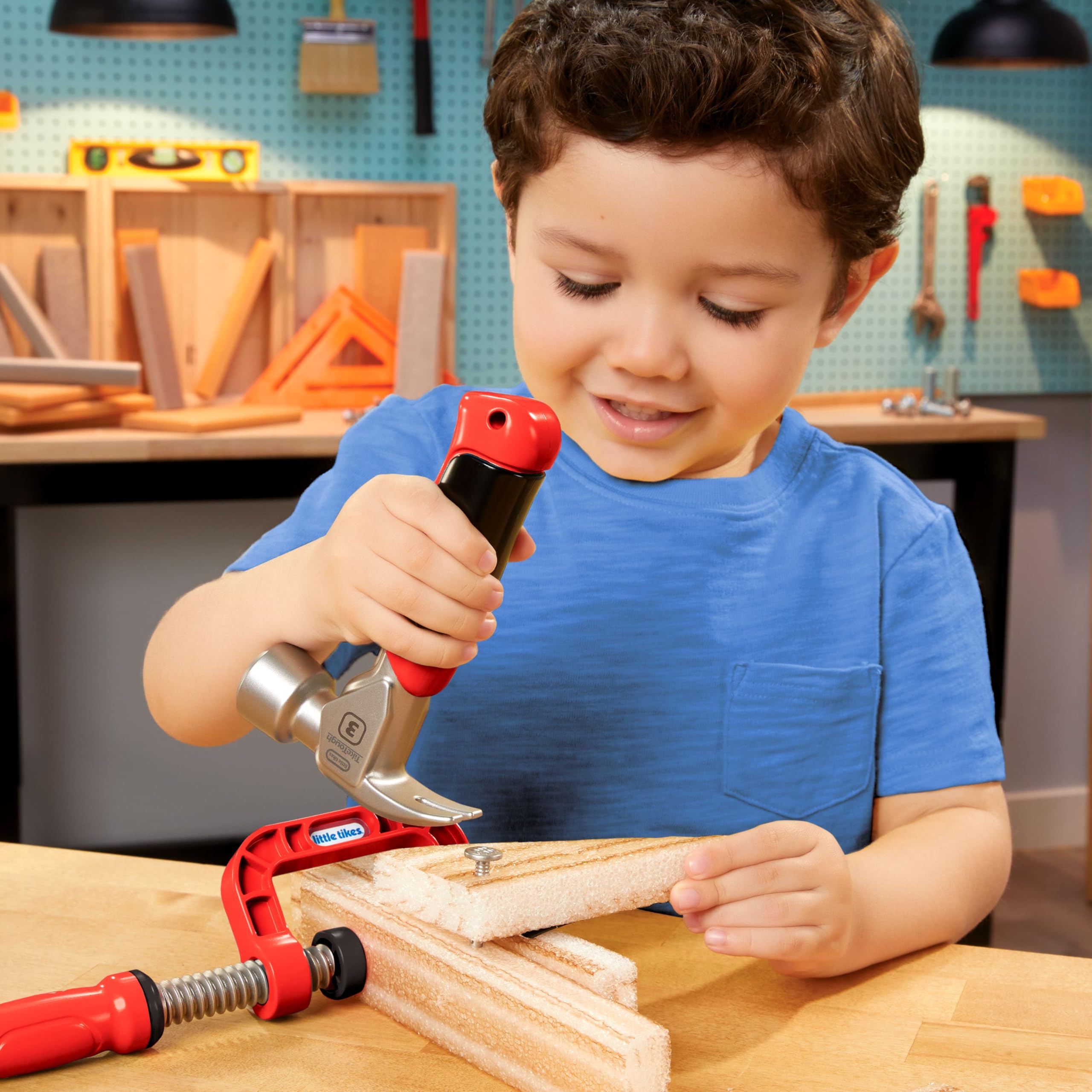 Little Tikes Creative Construction Hammer & Nail Set - Include 5 Accessori, Set di Costruzioni per Gioco di Finzione, per Bambini. età 3+