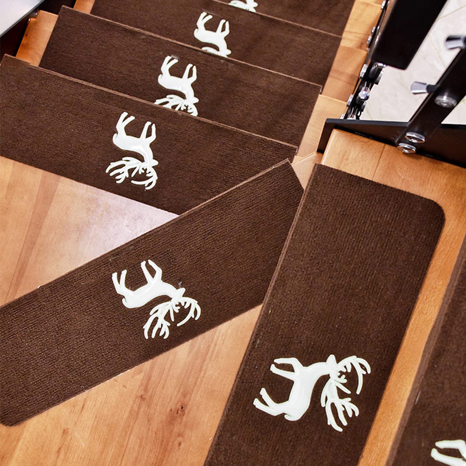 Moquette quadrotte autoadesive, Piastrelle autoadesive per Moquette, gradini Antiscivolo per Scale in Legno per Interni, 21,7x8,7x1, Quadrati per Pavimenti Fai da Te
