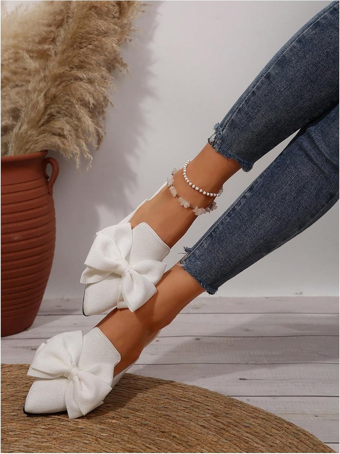 BEAUDRM Women's Bow Mules Dressy Pointed Toe Flat Shoes Backless Loafers Slide Sandals Casual Slides Work Shoes