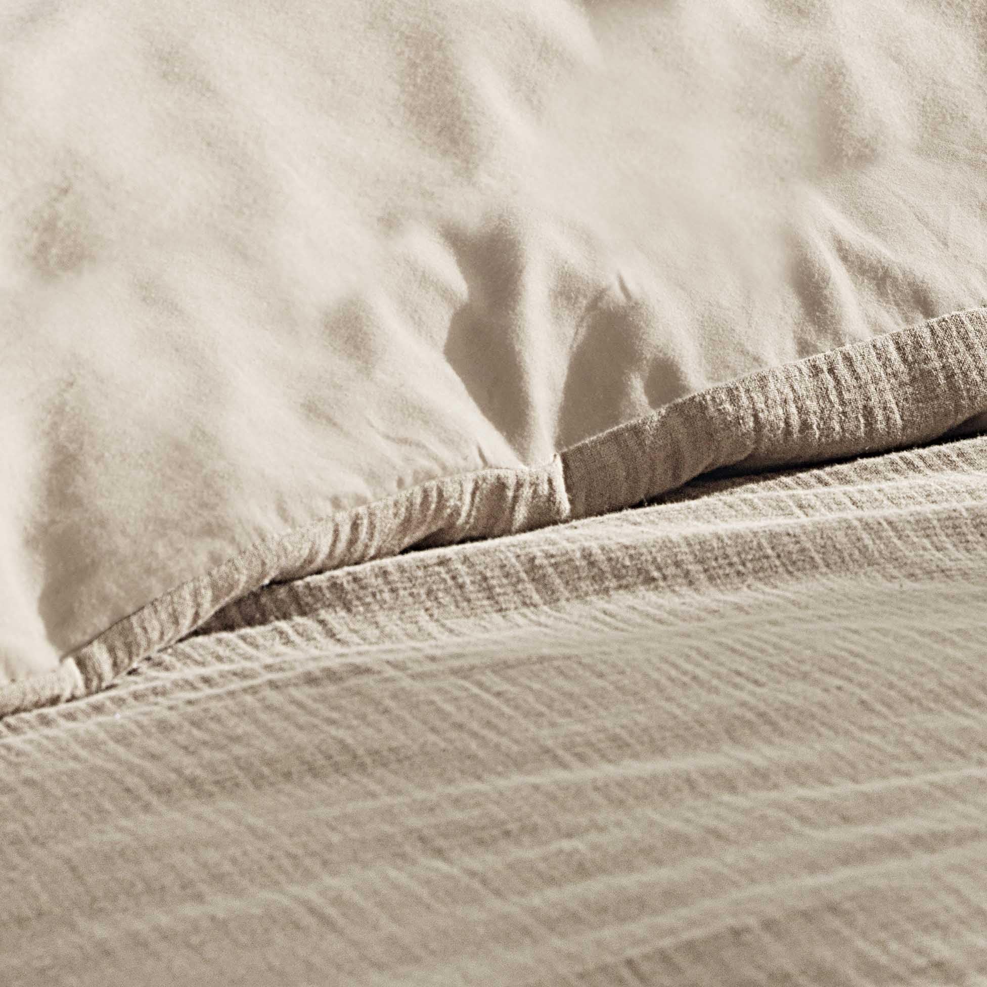Douceur d'Intérieur, Parure de Lit 3 Pièces (260 x 240 cm) Angelia Sable, Gaze de Coton Unie