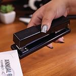 Swingline Stapler standard léger, 20 Feuilles noires (S7040501)