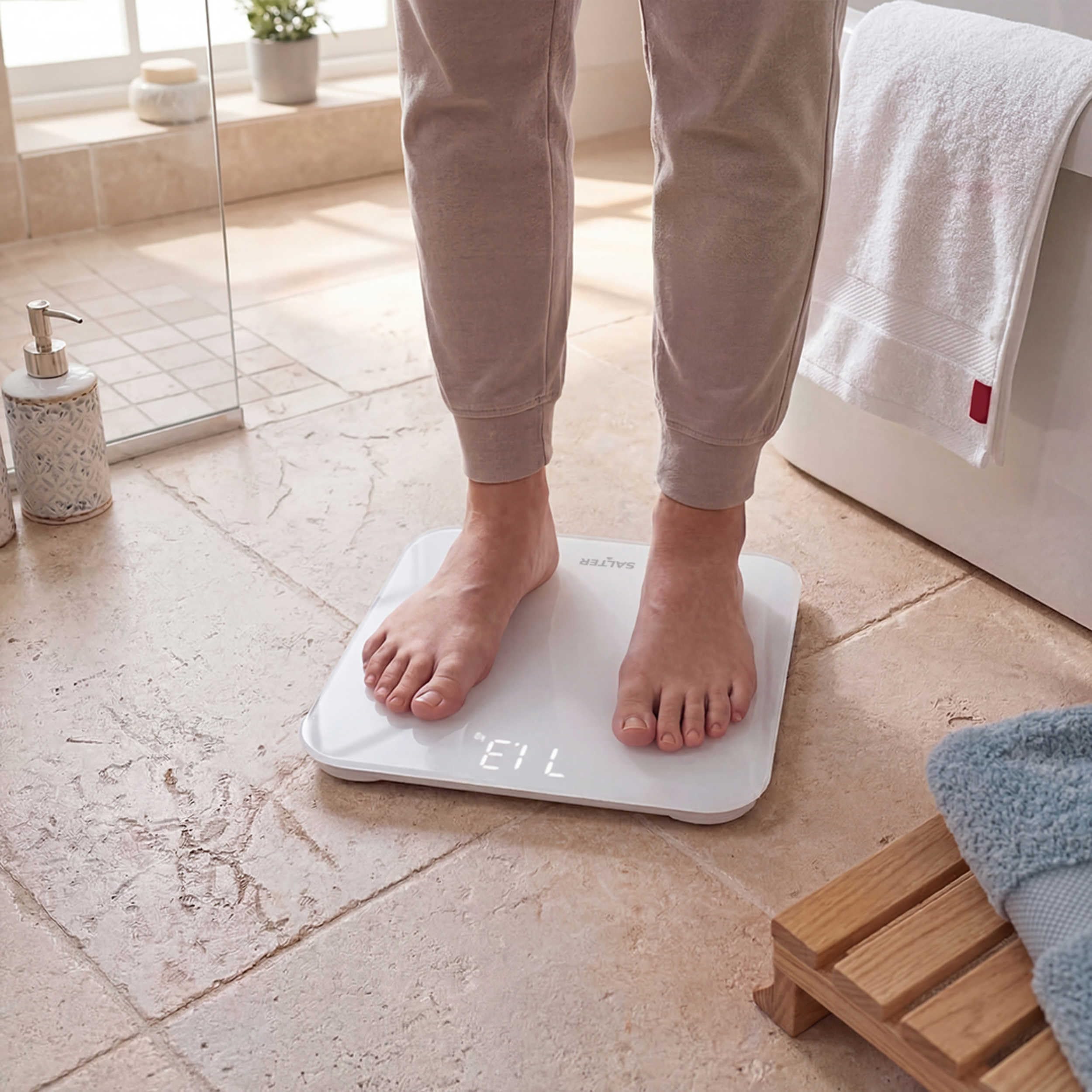 Salter pèse-personne numérique 180 kg, affichage caché, blanc