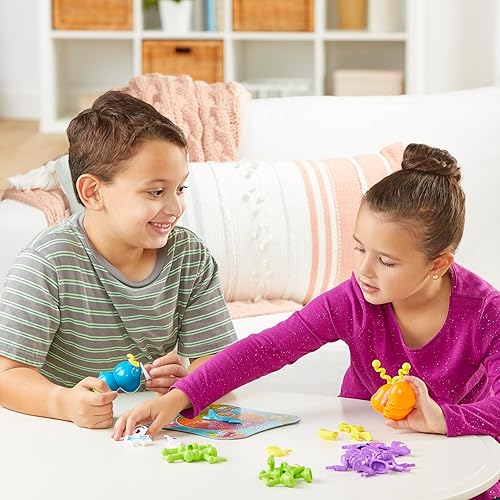 Miniatura 6 de Hasbro Gaming Cootie - Juego de construcción de insectos para mezclar y combinar | 2-4 jugadores | Juegos de mesa fáciles de preescolar | Regalos de