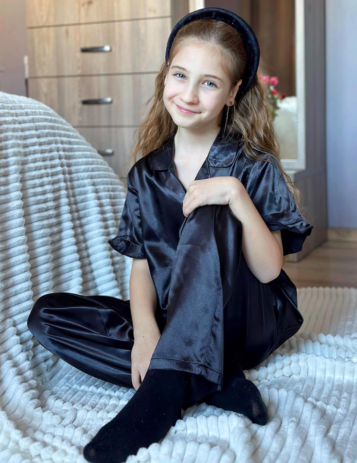 Arshiner Girls Pajamas Sets 3 Piece Silk Pjs Short Sleeve Sleepwear Satin Ruffle Nightwear - Image 8