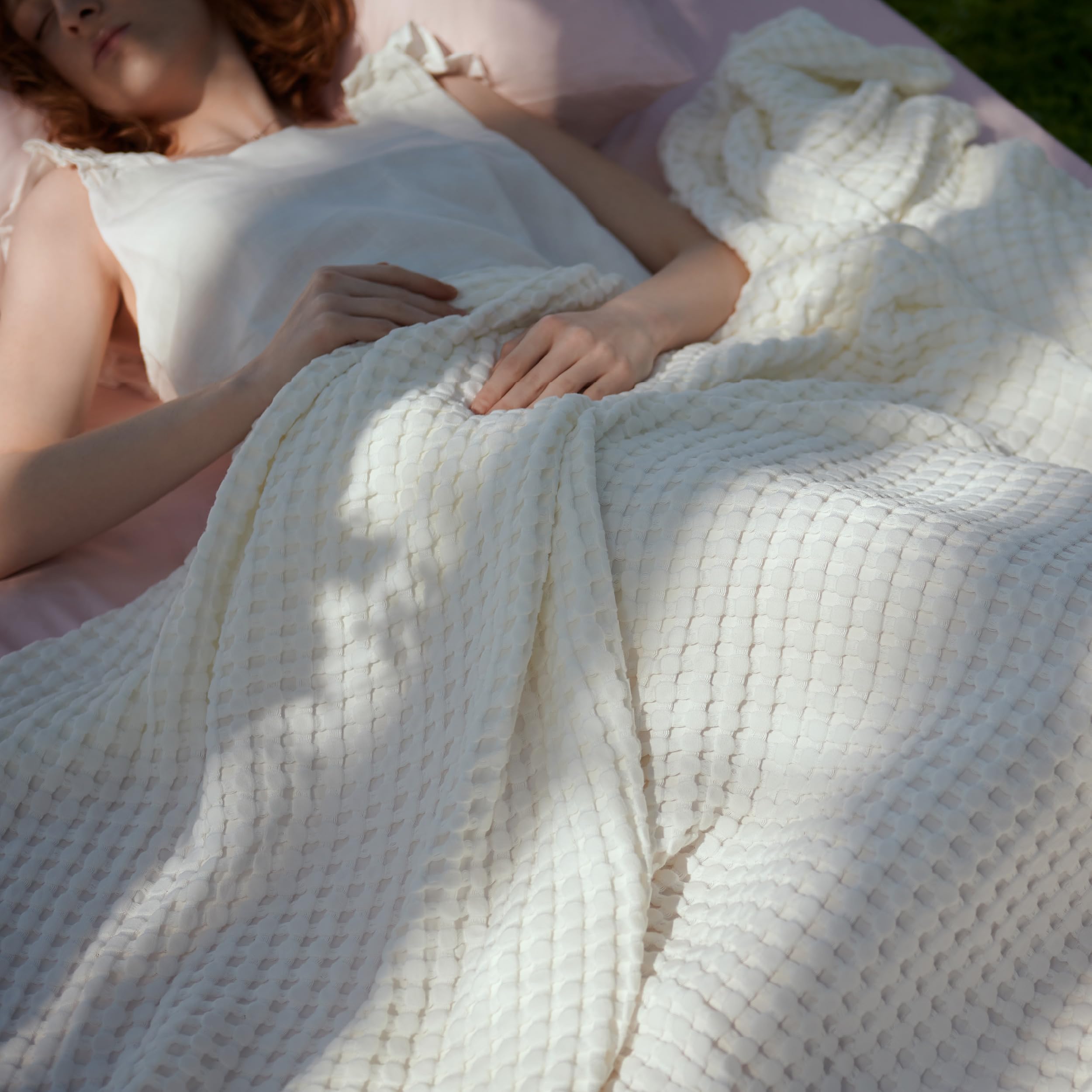 Bedsure Cooling Cotton Waffle Oversized King Blanket