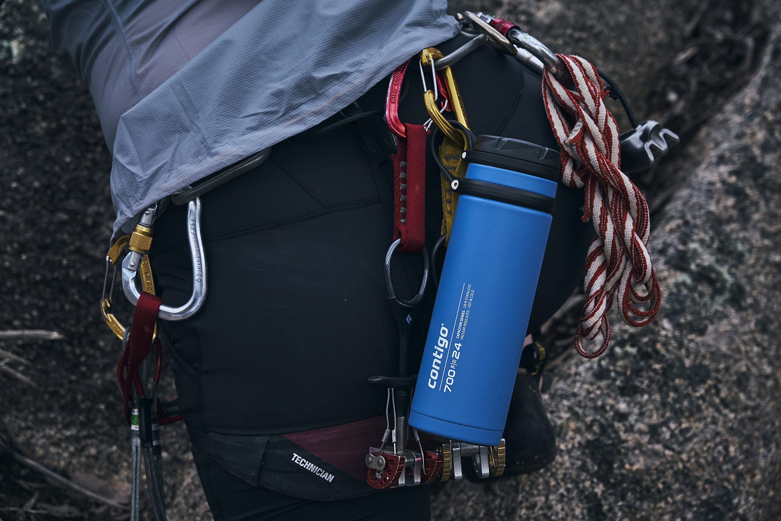 Contigo Fuse Botella de Agua Acero Inoxidable | 100% antiderrame | con tapa de rosca ancha | mantiene las bebidas frías hasta 30 horas | botella aislada premium para exteriores | 700 ml | Bluecorn