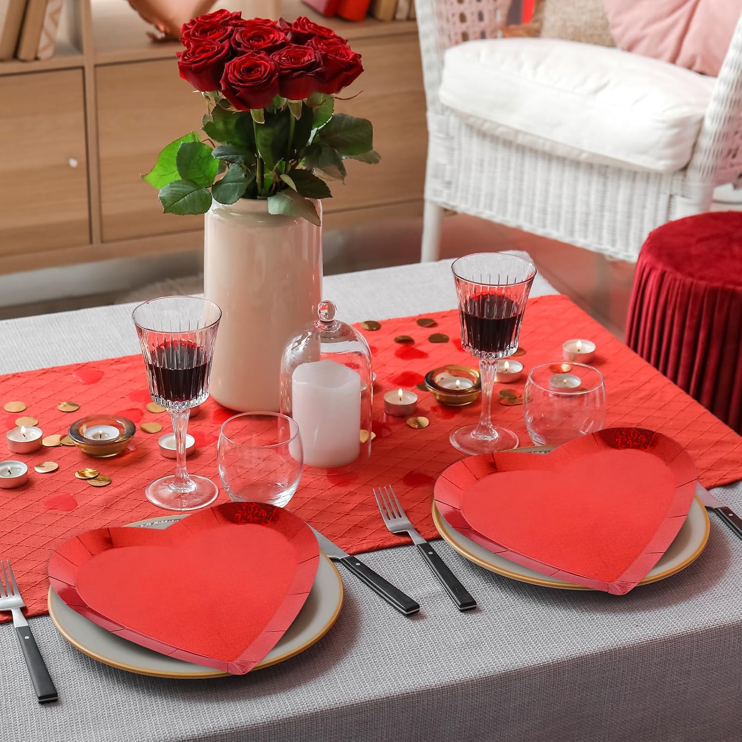FYSUIMU 50Pcs Valentine's Day Heart Shaped Disposable Paper Plates Diamond Glitter Plates Red Decorative Tableware for Mother's Day Christmas Wedding Birthday Baby Shower Party Decoration Supplies image 4