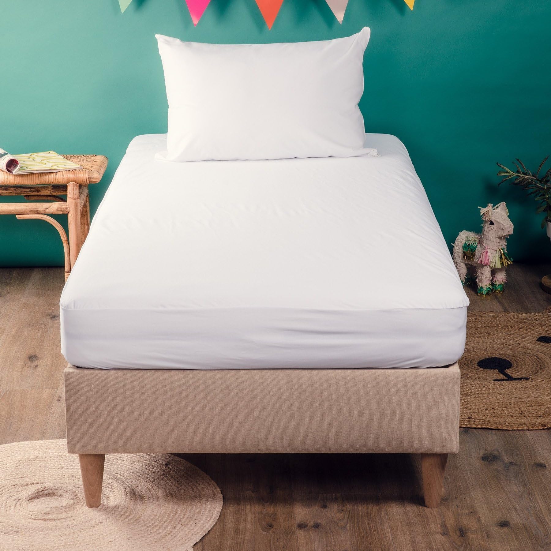 Kadolis - Alèse Enfant Imperméable Fabuleuse 70x180 cm - Alèse Drap Housse 2 en 1 - Protège Matelas pour lit 1 Personne - Protection optimale sans PVC - OEKOTEX