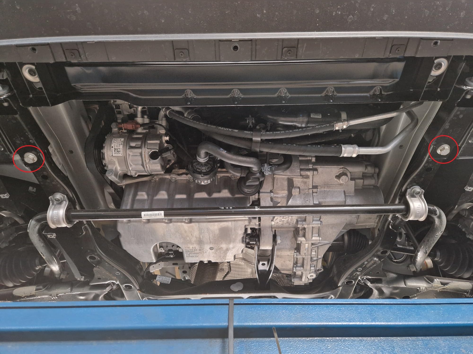 Metallschutz unter dem Motor, kompatibel mit der Marke VW Crafter – (2017–2025)