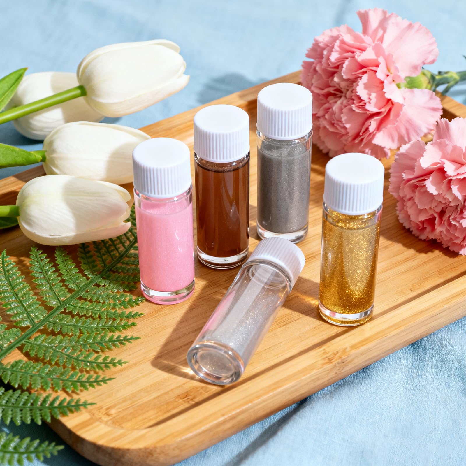 24 Pezzi Piccola Bottiglie di Vetro Campione,5ml Fiale di Vetro Trasparente Essential Oil Sample Glass Bottle Vial con Tappo a Vite in Plastica Contenitore
