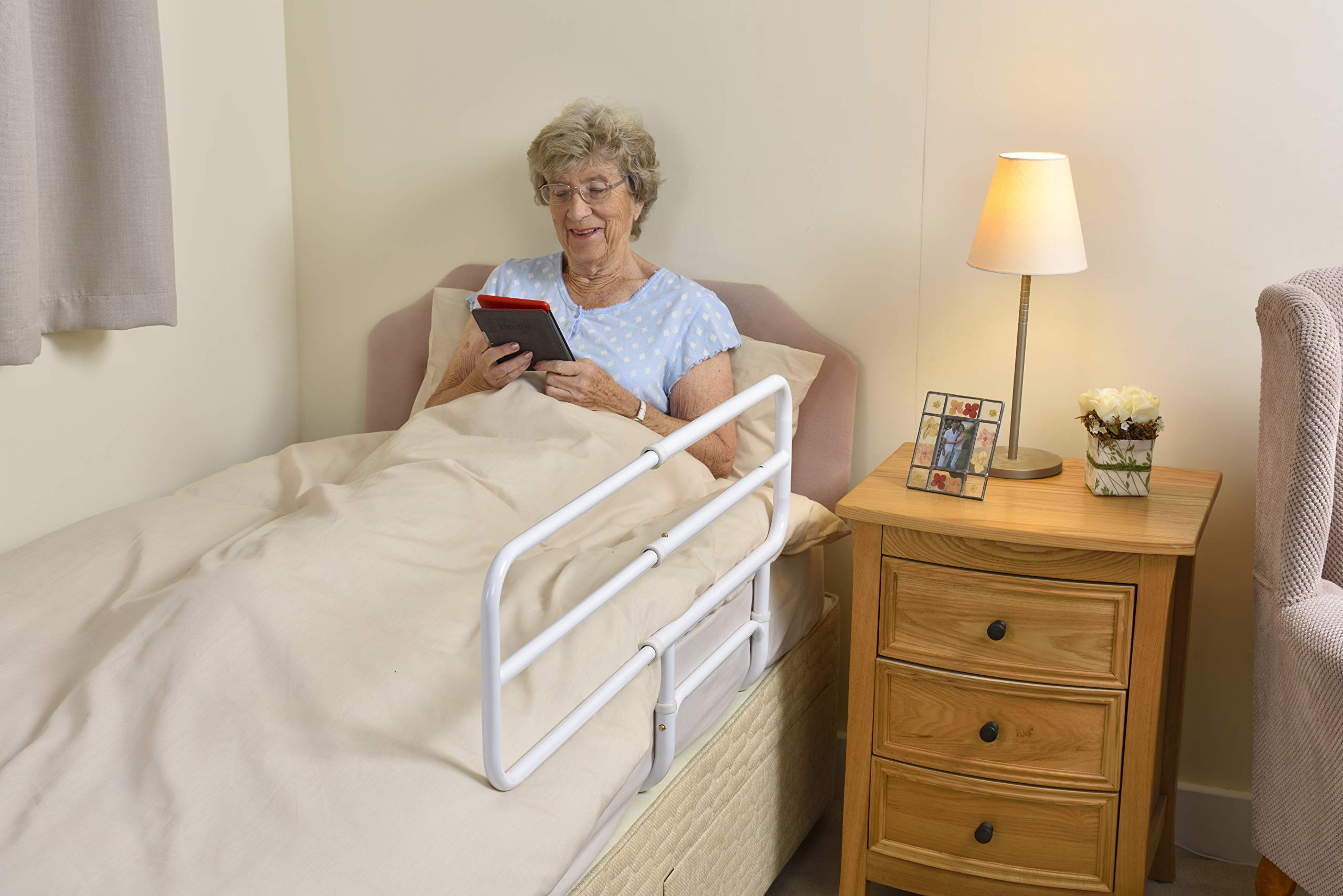 NRS Healthcare P42434 - Barandilla de Cama Plegable y de fácil fijación Blanca, sustituye a la barandilla de Cama Nottingham Nightguard SMSIT-P42434