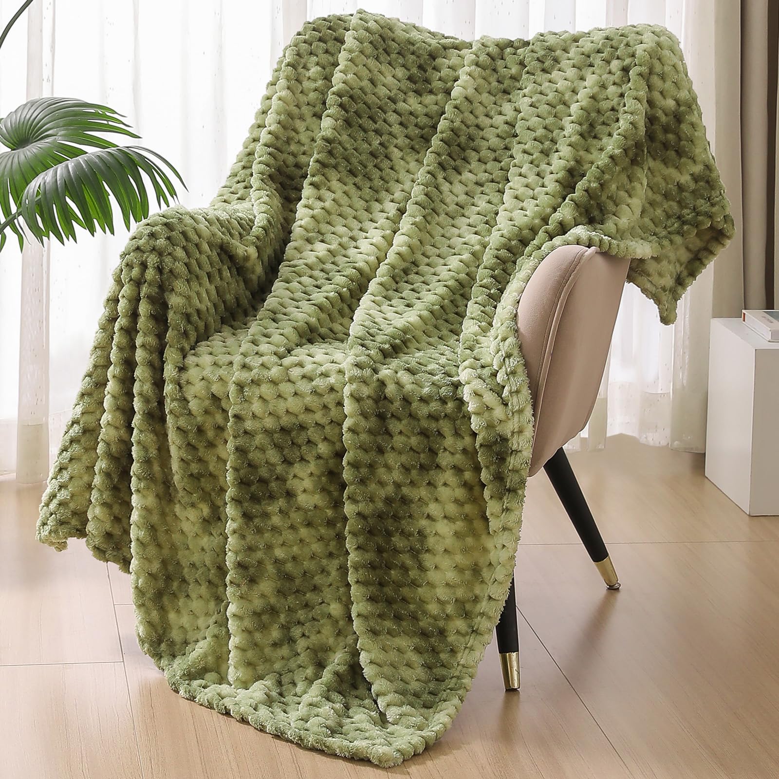 Plaid couverture polaire olive 130x150cm lit et canapé HOZY