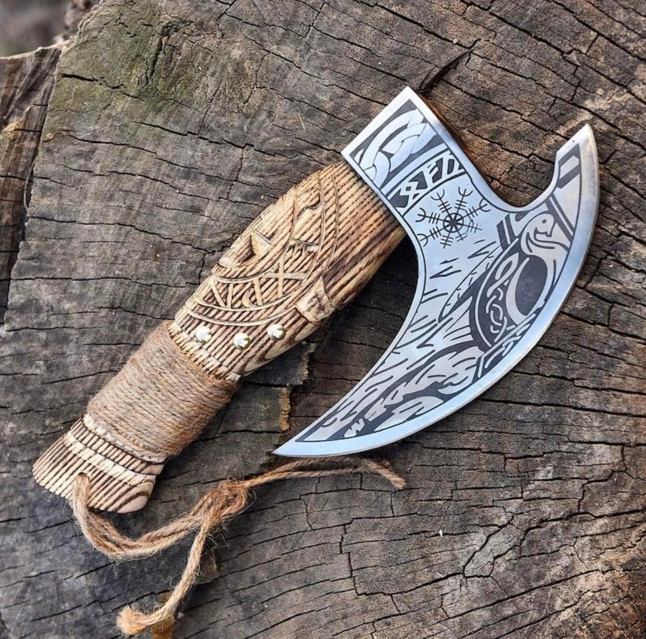 Viking Pizza Axe + Gift KeyChain, Premiume Leather Sheath, Odin's Design Engraved, Axe Viking Style Pizza Axe Cutter Design. Multi-Purpose Axe