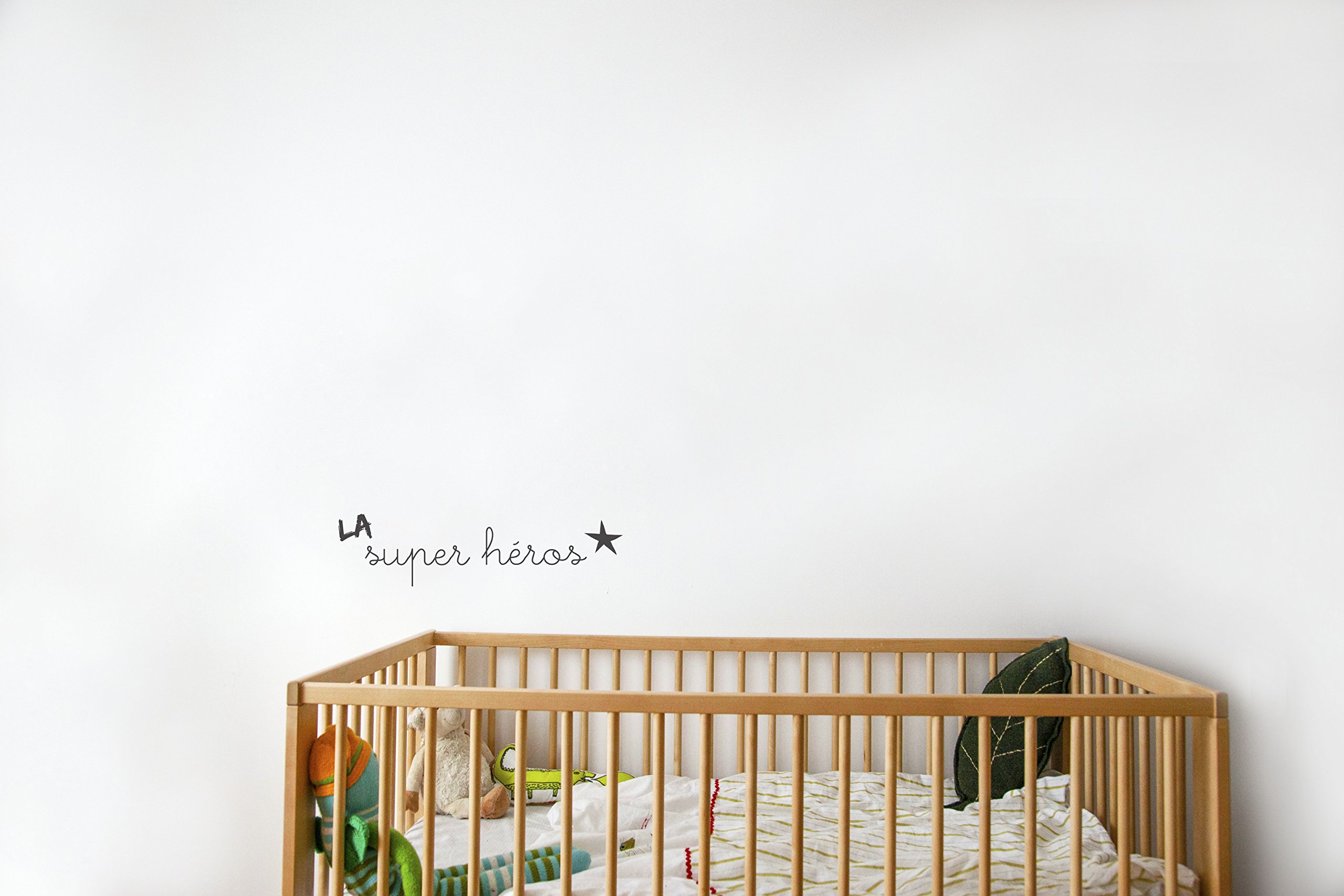 AdzifM7204R73 La/Le Super Heros Wall Decals, Multi