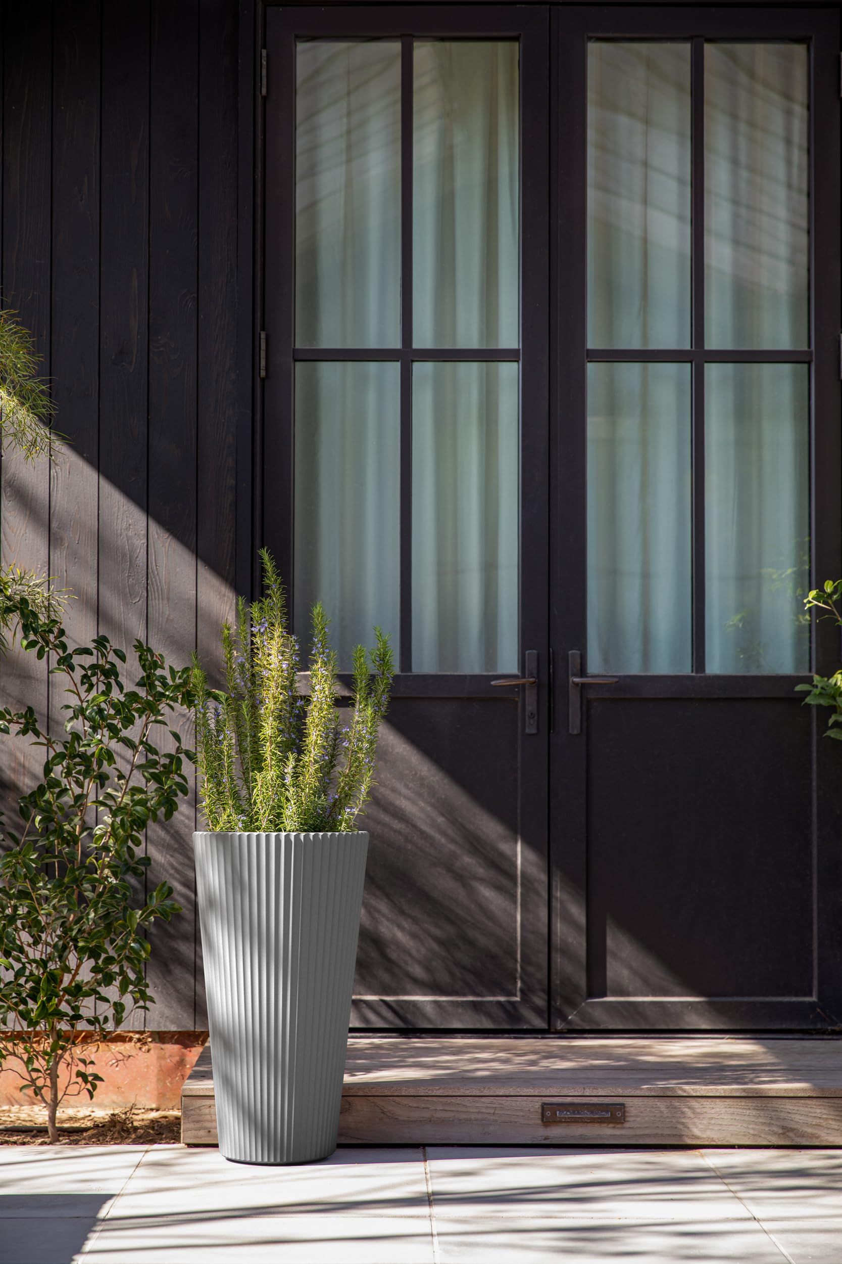 Veradek Brixton – Jardinière Rectangulaire En Plastique Pour Balcon, Rebord De Fenêtre, Résistante Aux Fissures Et Aux Intempéries, Design Classique Pour Fleurs, Herbes, Plantes Succulentes