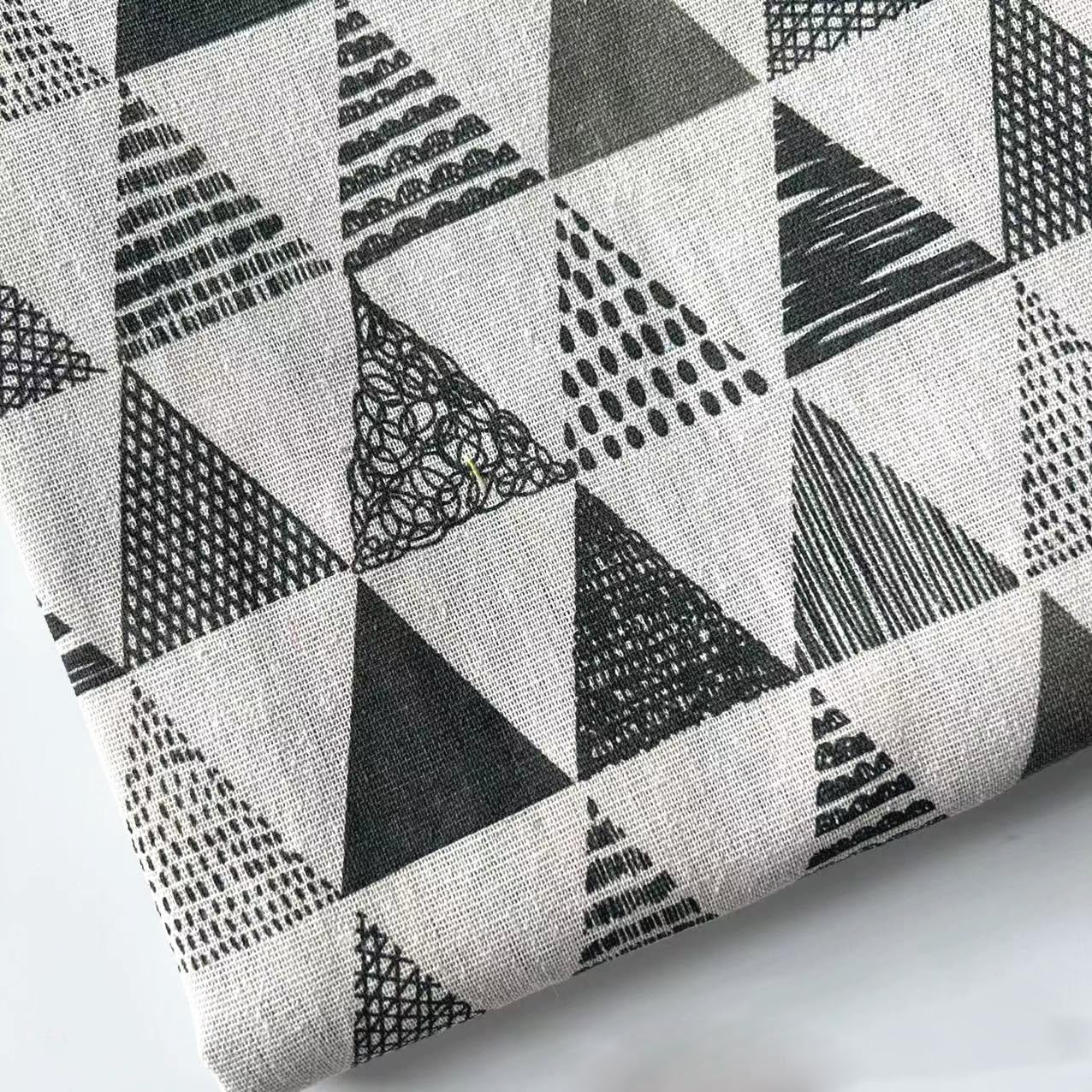 ONECHANCE Cotton Linen Blend Triangle Print Fabric by The Metre 150cm Wide Printed Decoraive Fabric for Crafts, Tablecloth Making or DIY Projects Color Triangles Big Gray Size 2 Metres