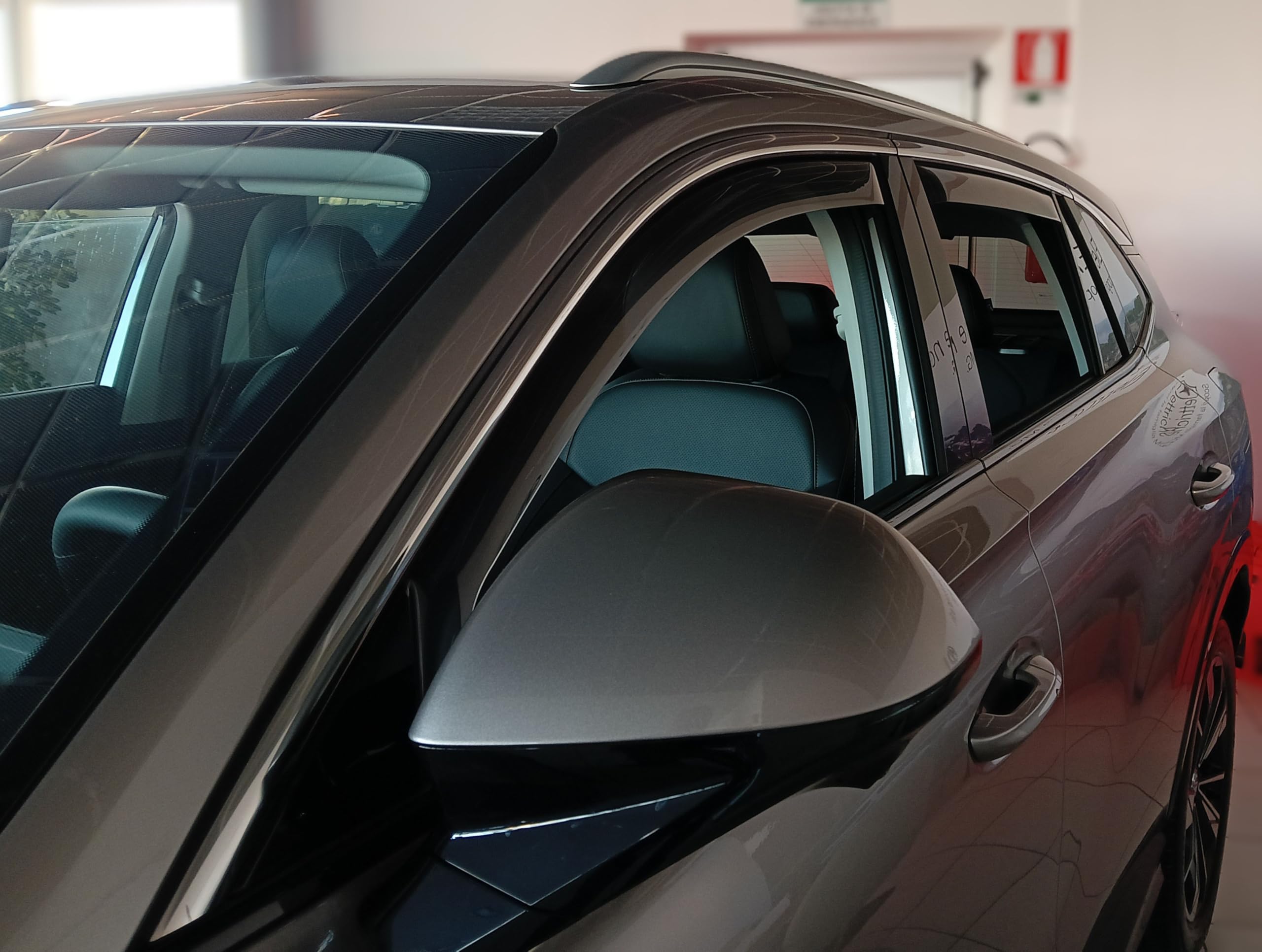 Deflectores Compatibles con MG HS | 2025+ (2ª Gen) - Vidrio Acrílico Duradero - Derivabrisas Delanteros y Traseros Ahumados para Ventanillas - Instalación Interior (Delanteros y Traseros)
