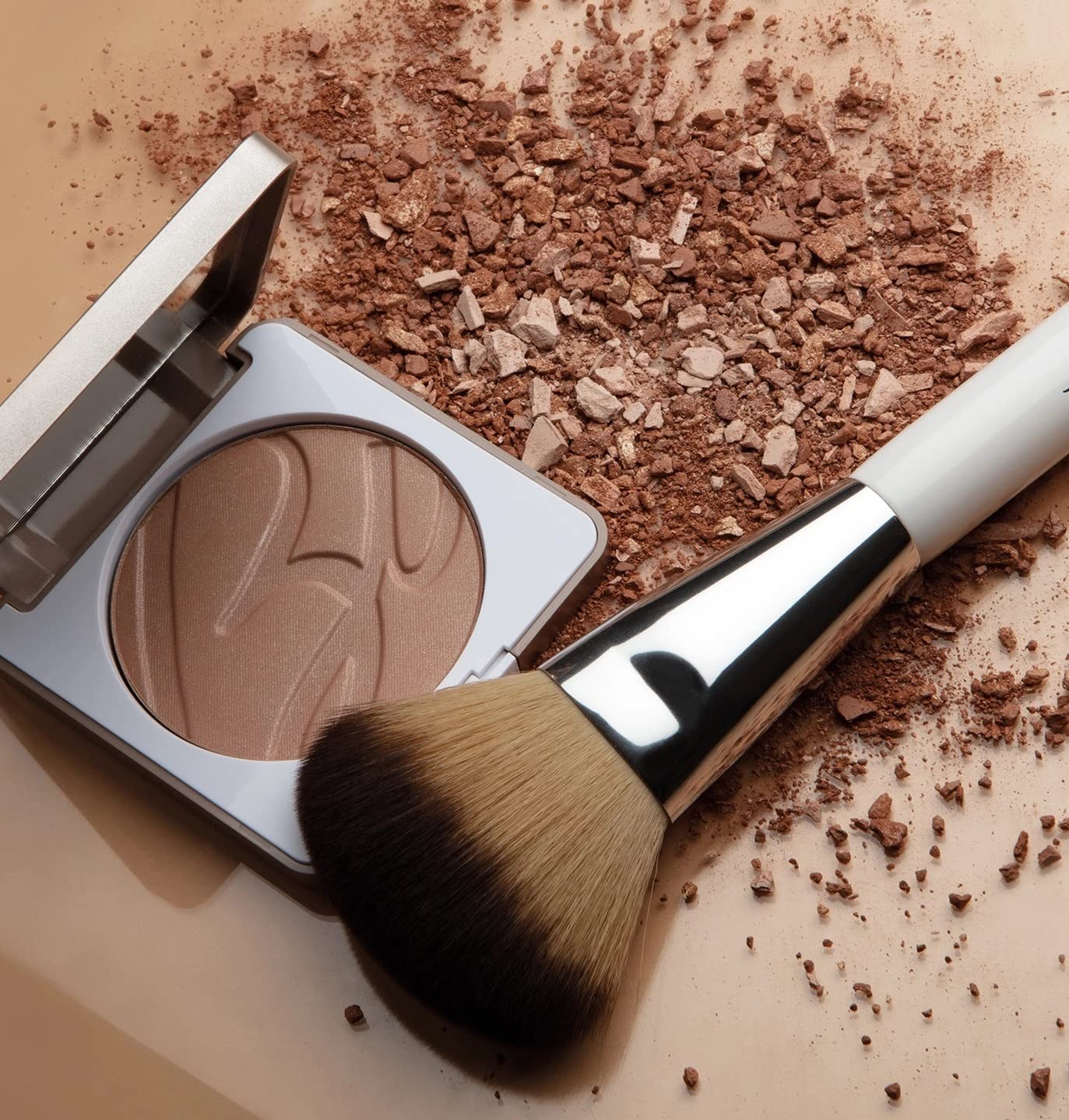 BioNike Earth Defence Color Compact Color 205 Cognac