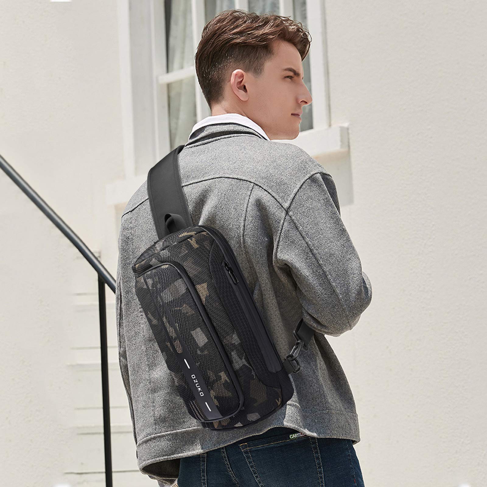 FANDARE Antifurto Zaino Monospalla Zaino Spalla con USB Grande Capacità Borsa a tracolla Uomo Donna Sling Bag Business Borsello a tracolla Borsa a Spalla per Trekking Ciclismo Viaggio Sports Durevole