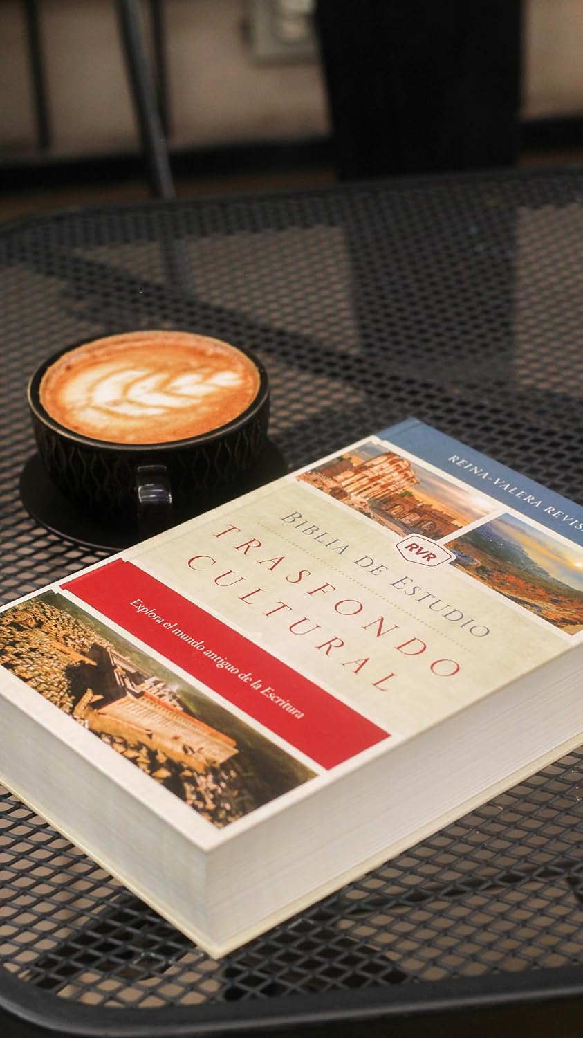 RVR, Biblia de estudio trasfondo cultural (El contexto lo cambia todo), Tapa dura, Interior a color, Comfort Print: Explora el mundo antiguo de la Escritura (Spanish Edition)      Hardcover – September 2, 2025