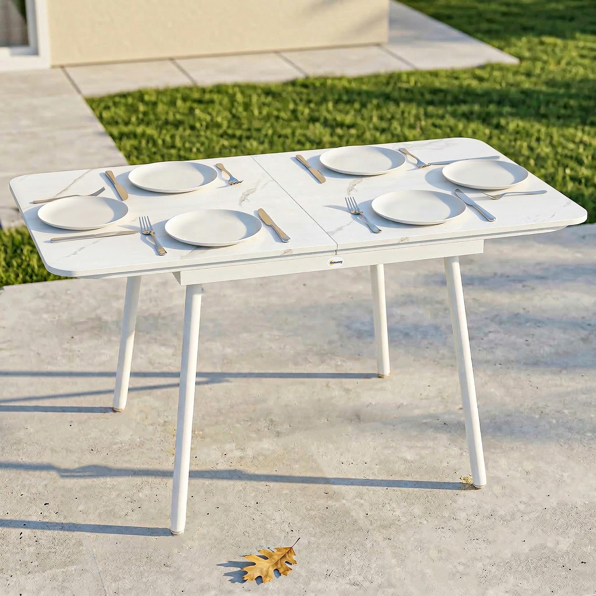 Outsunny Tavolo da Giardino per 6 Persone 140x80 cm Rettangolare Bianco | Tavolo da Pranzo Esterno, Piano in Composito Legno-Plastica Effetto Marmo, Struttura in Metallo, per Patio Terrazzo
