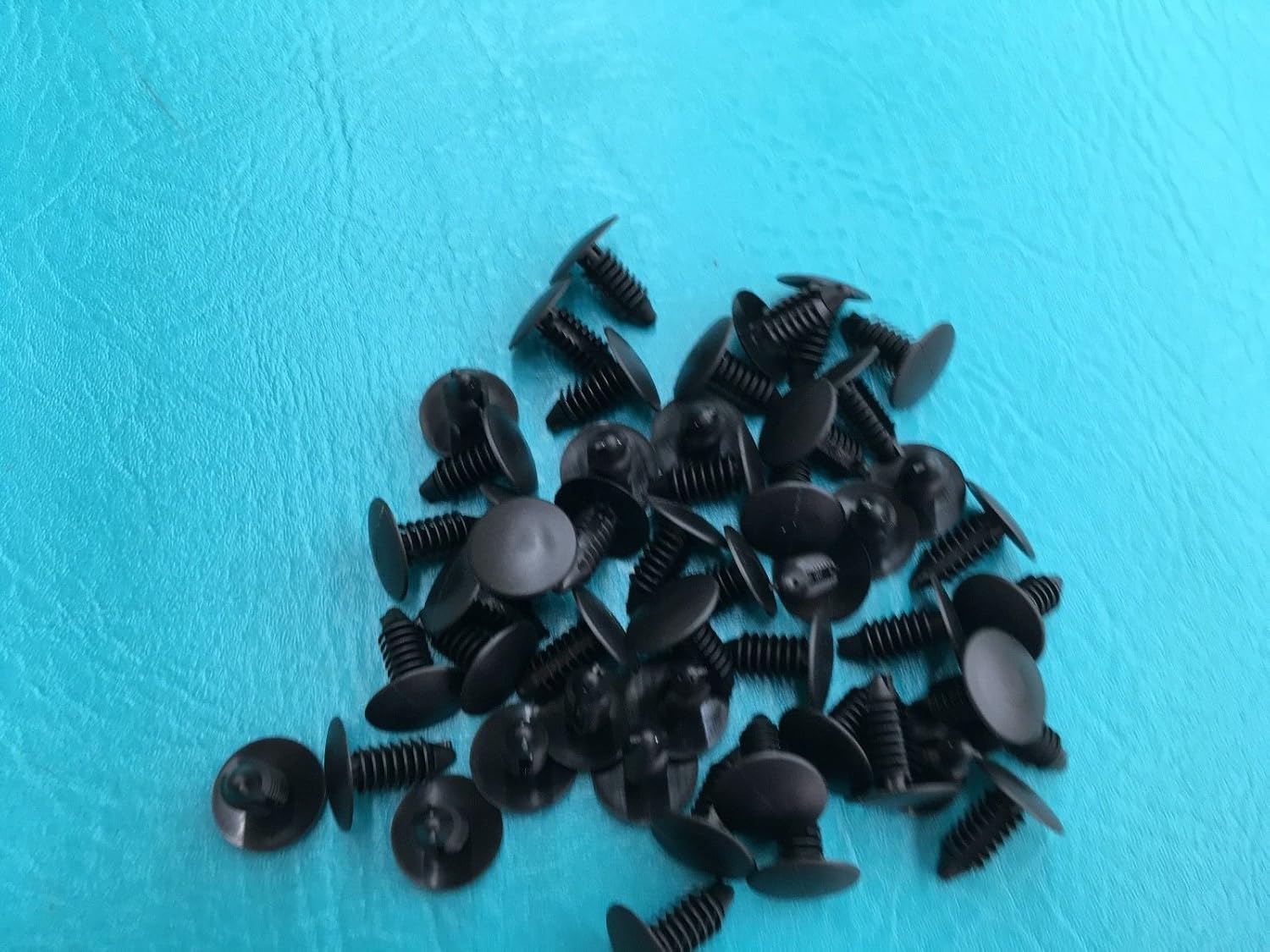 50 (Fifty) Multi Gauge Barbed Strapping Rivets Patio