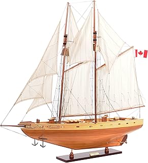 Old Modern Handicrafts Fully Assembled Bluenose II Collectible