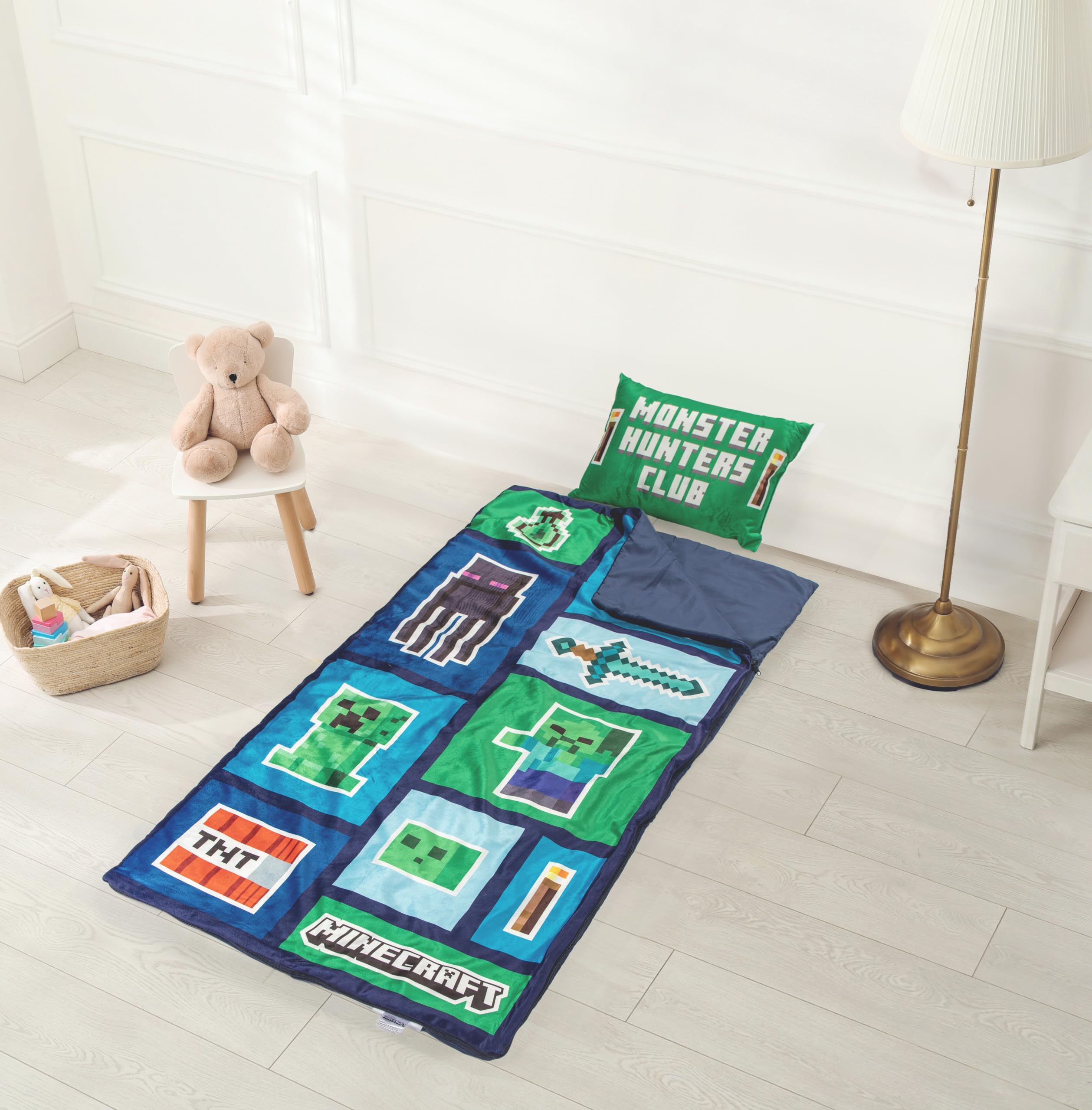 Amazon.com: Minecraft Creeper 3 Piece Sleepover Set - Cozy & Warm