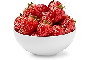 Fresh, Organic Strawberries: Sweet, Ripe Indulgence for Every Occasion