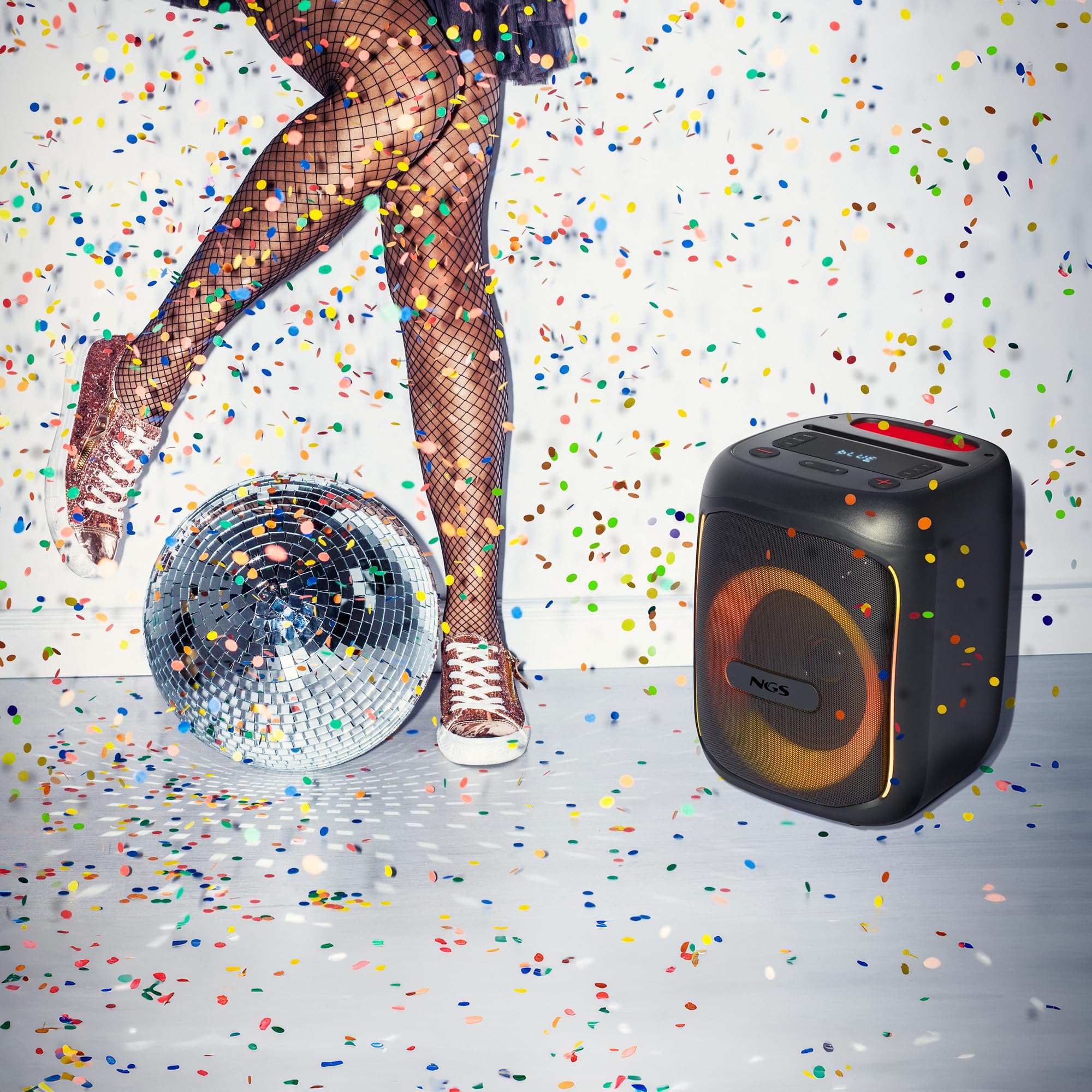 NGS Wild Swag Go-Altavoz portátil Compatible con tecnología Bluetooth 80W | Función TWS , entrada de micrófono y pantalla LED; batería de 10h. Entradas USB/TF/AUX IN y luces LED para fiestas.