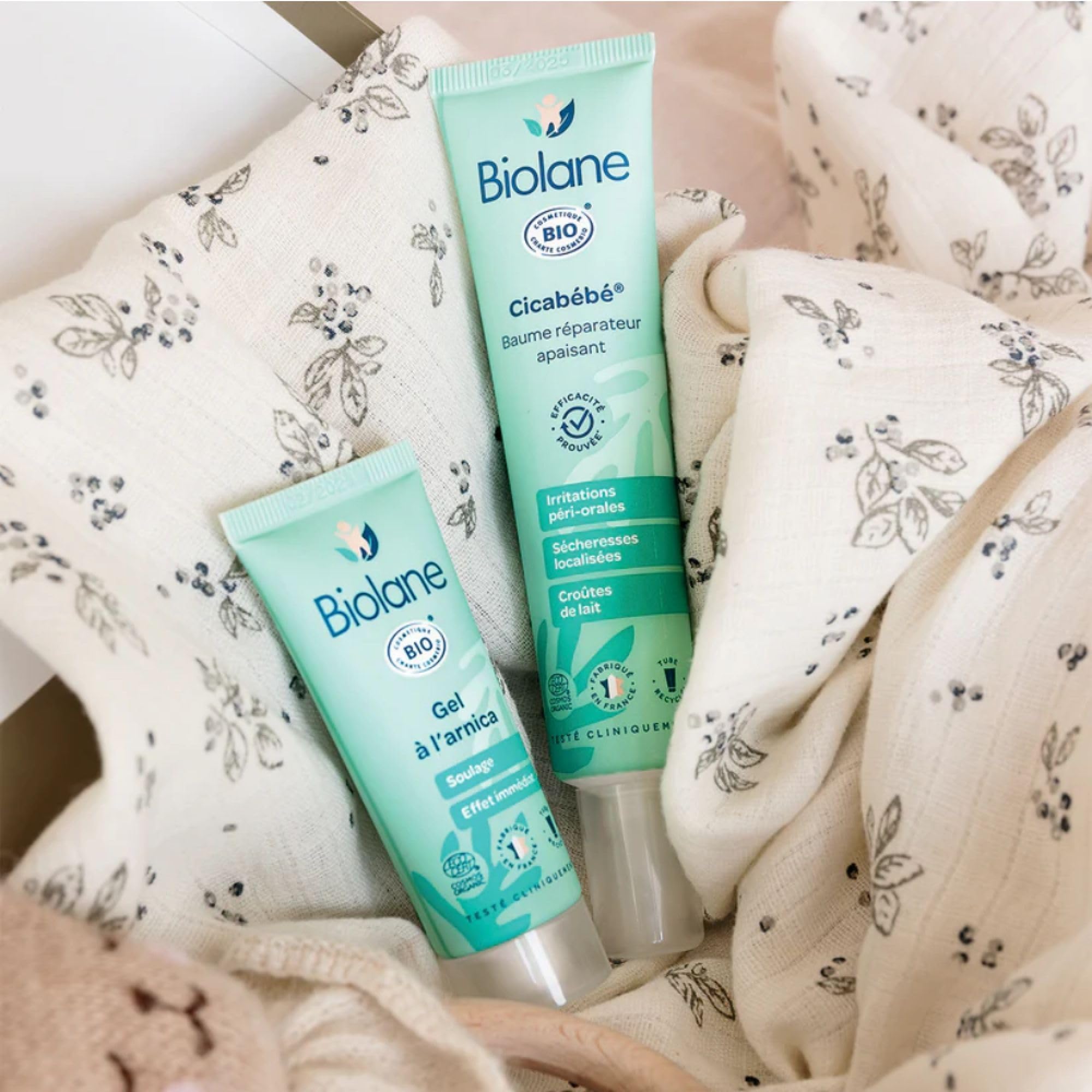 BIOLANE - Cicabébé certifié BIO - Crème nourrissante - Baume réparateur - Croûtes de lait - Sécheresse - Apaise et soulage - 99 % d'ingrédients d'origine naturelle - Tube 40ml - Fabriqué en France