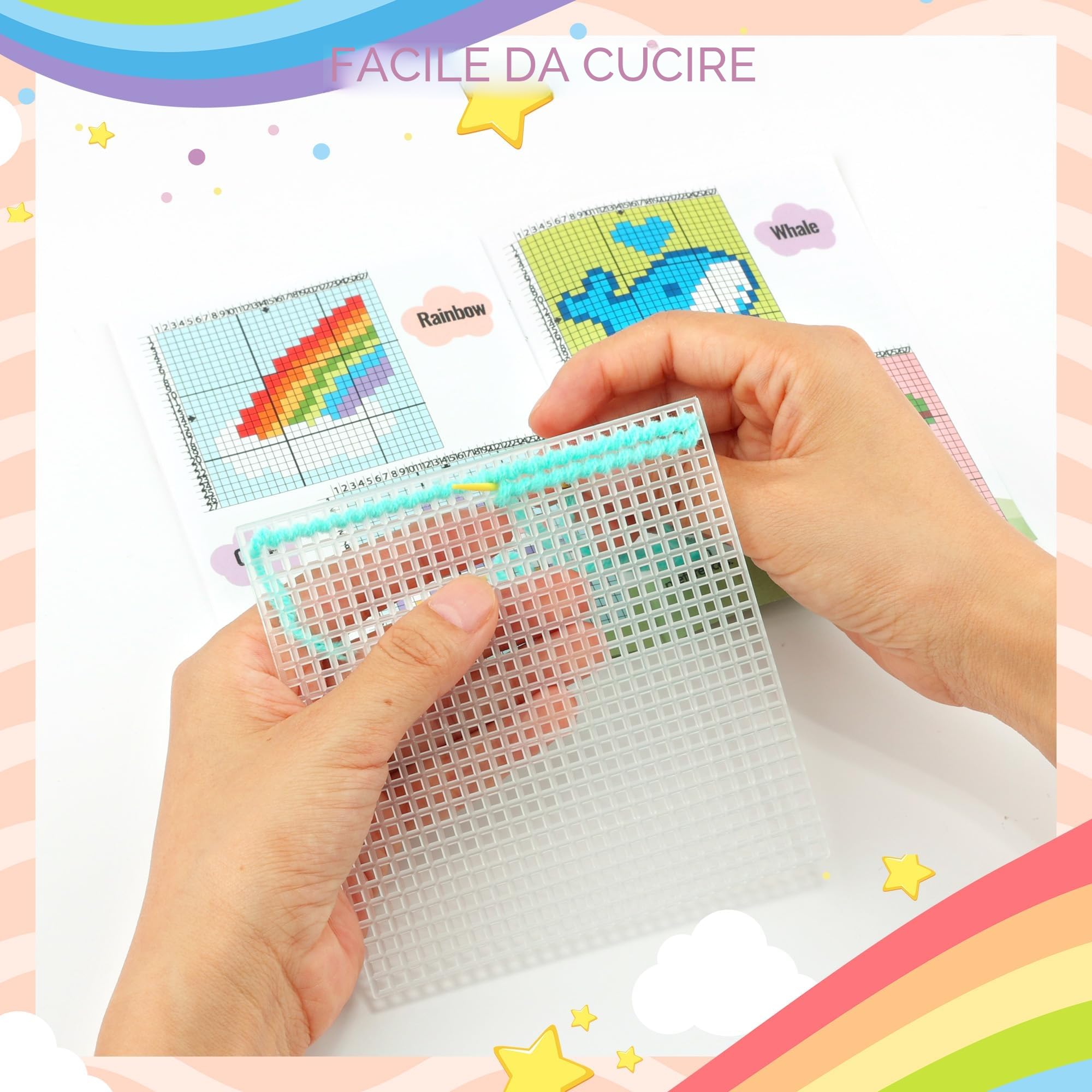Pllieay Punto Croce Bambini 12-in-1 per Bambini, Kit di Ricamo Include 12 Pezzi di Tela in Plastica Vuota, 16 Fili, 6 Aghi da Ricamo, Kit Punto Croce per Principianti con Istruzion Set Punto Croce