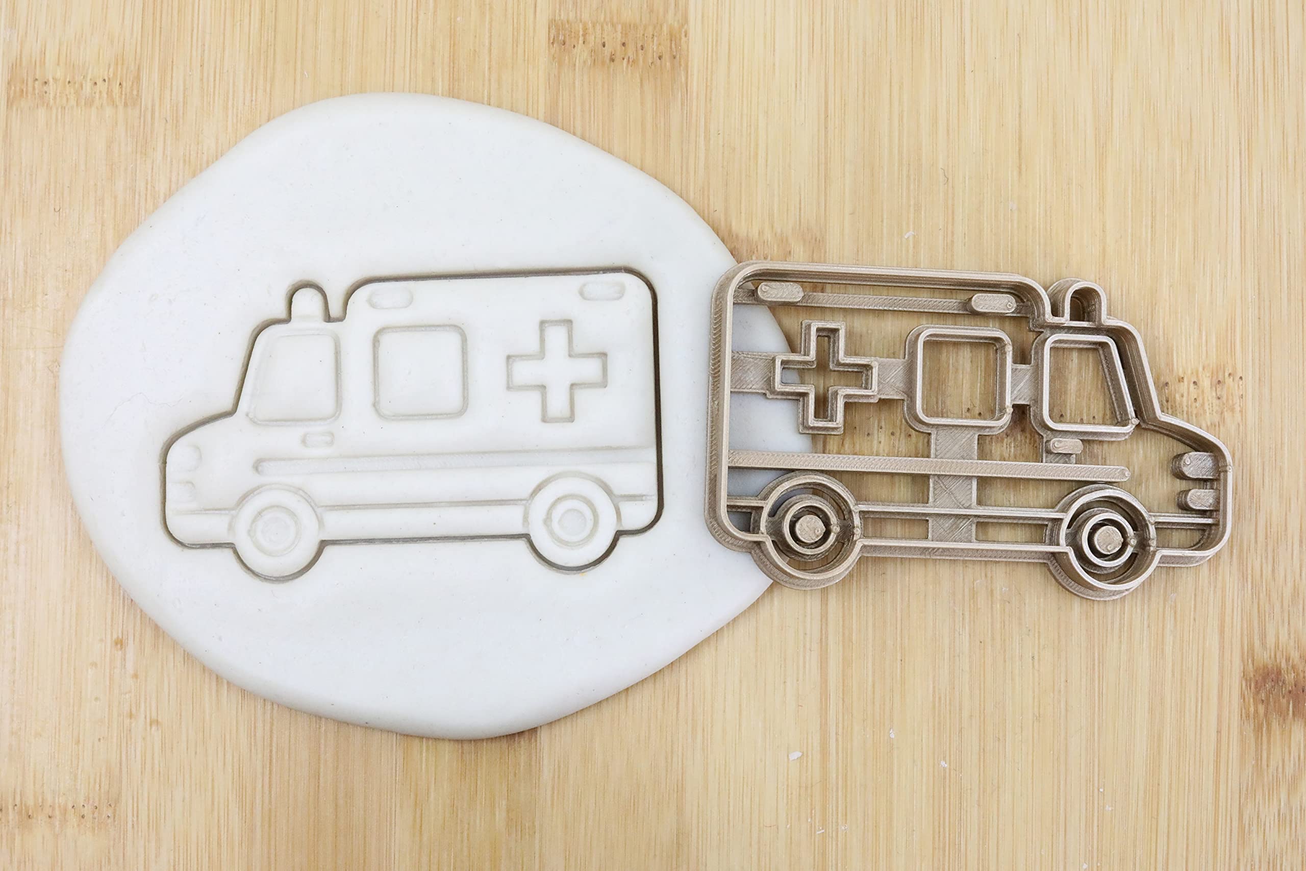 Erste Hilfe/Medizin Set(9st) EKG/Blut Spende/Spritze/Pflaster/Krankenschwester Haube/Krankenwagen/Cookie Cutter Fondant Keksstempel/Ausstechform Keksausstecher Plätzchen ca. 8cm