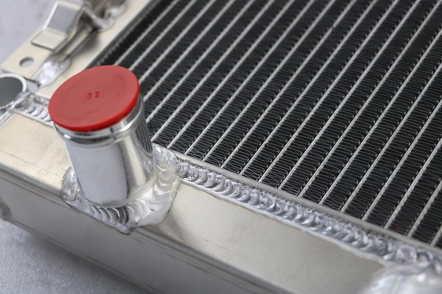 40mm 2 Core Row Aluminum Radiator Replacement for 2009-2012 Chevrolet Colorado V8 5.3L / 2006-2010 Hummer H3 All Engine /09-2010 H3T All Engine /09-12 GMC Canyon V8 5.3L for Chevy
