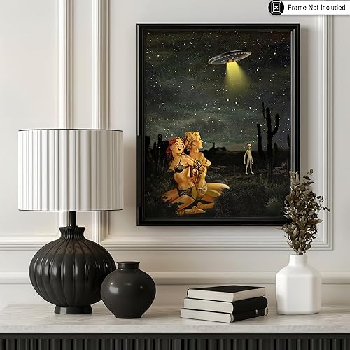 Miniatura 3 de Poster Master Impresión de alienígenas  Póster retro de niña pin-up  arte de nave espacial y OVNI  Diseño de pared de collage espacial cósmico  Arte