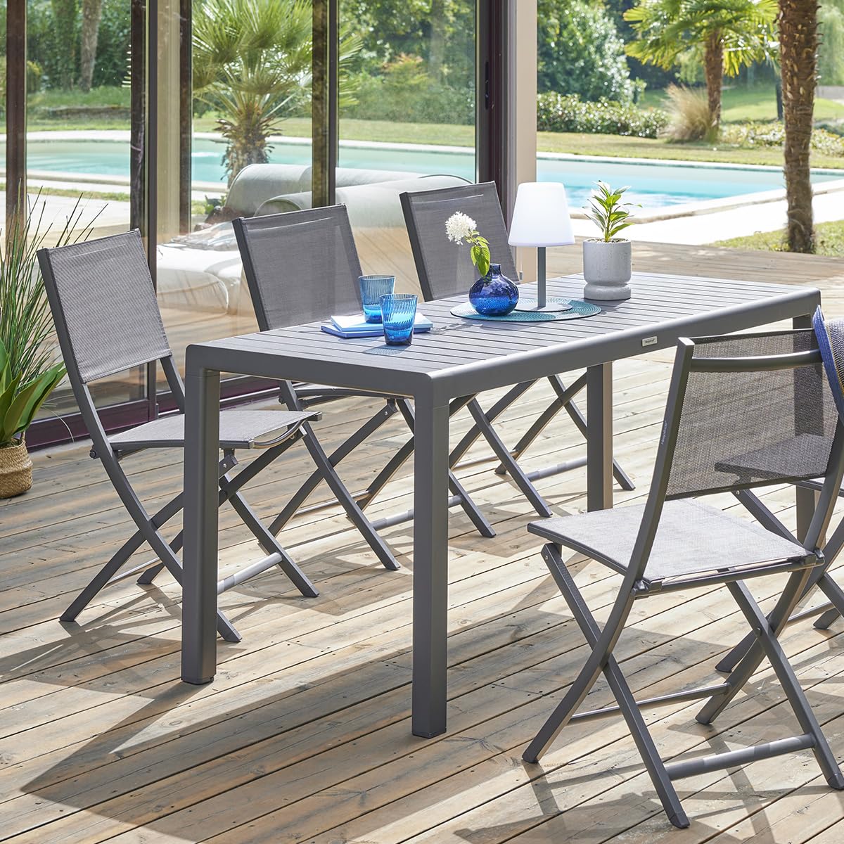 Hespéride - Lot de 4 Chaises de Jardin Pliantes Essentia Anthracite - Aluminium Texaline - Dim 45 x 57 x 90 cm - Meuble d'Extérieur Pliable