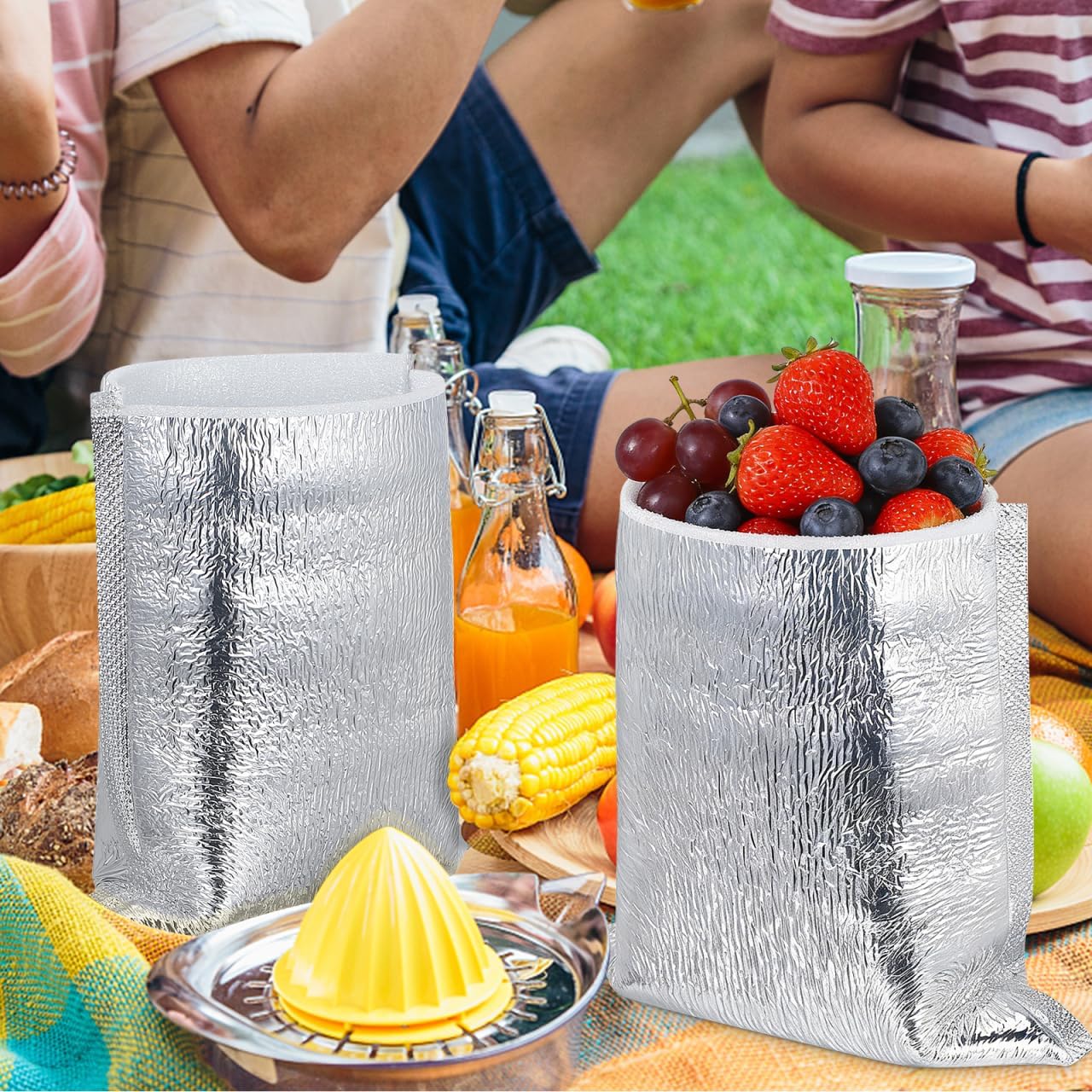 DOITOOL Reusable Insulation Bags 50PCS Insulated Shipping Thermal Box Liners Metalized Box Liners Waterproof Insulated Shipping Container for Camping Picnic (20x20CM)