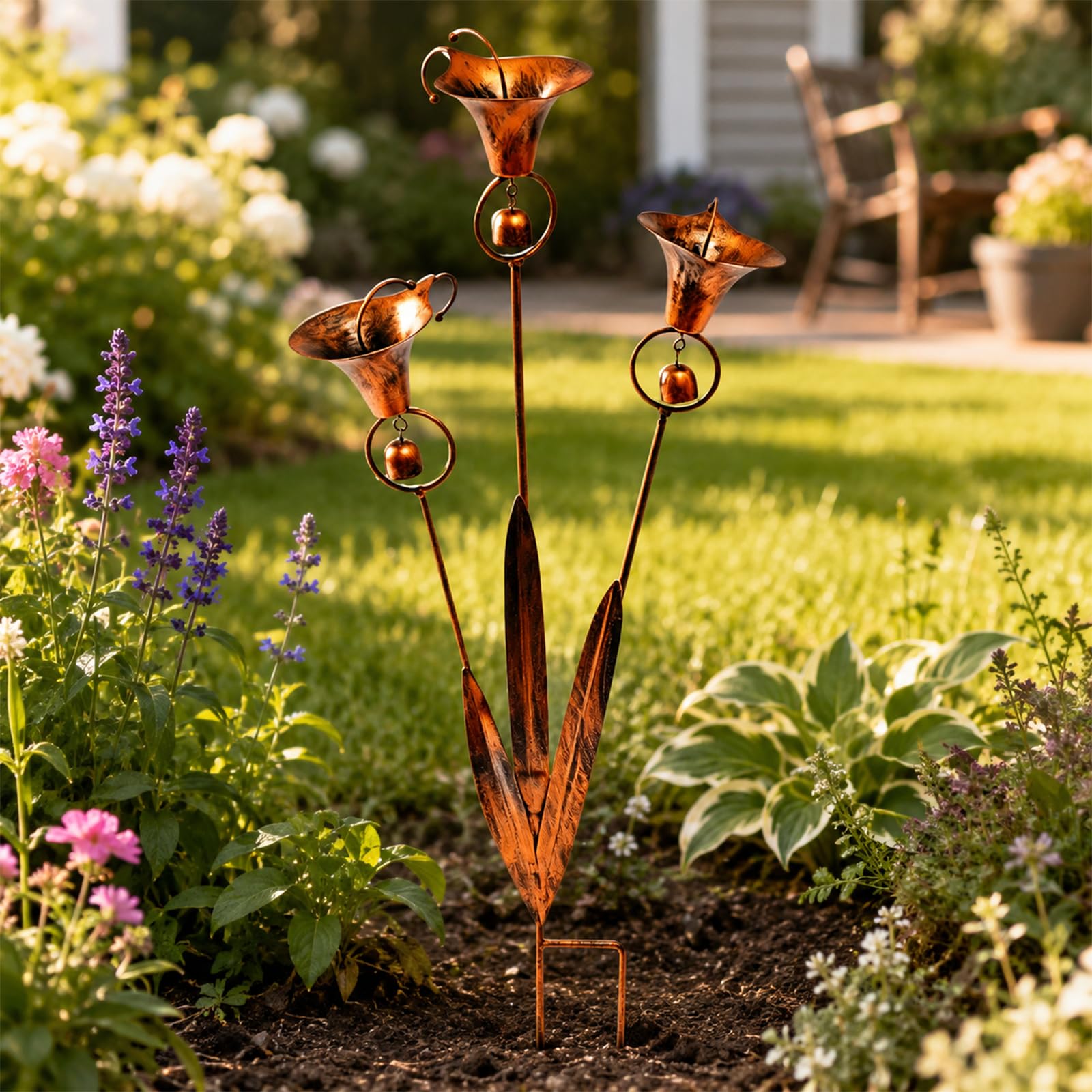 Copper Garden Decorations Outdoor Metal Flower Stakes, Bronze Garden Art Sculpture for Yard Lawn Patio, Handmade Rustic Garden Ornaments Weather Resistant Outdoor Decor