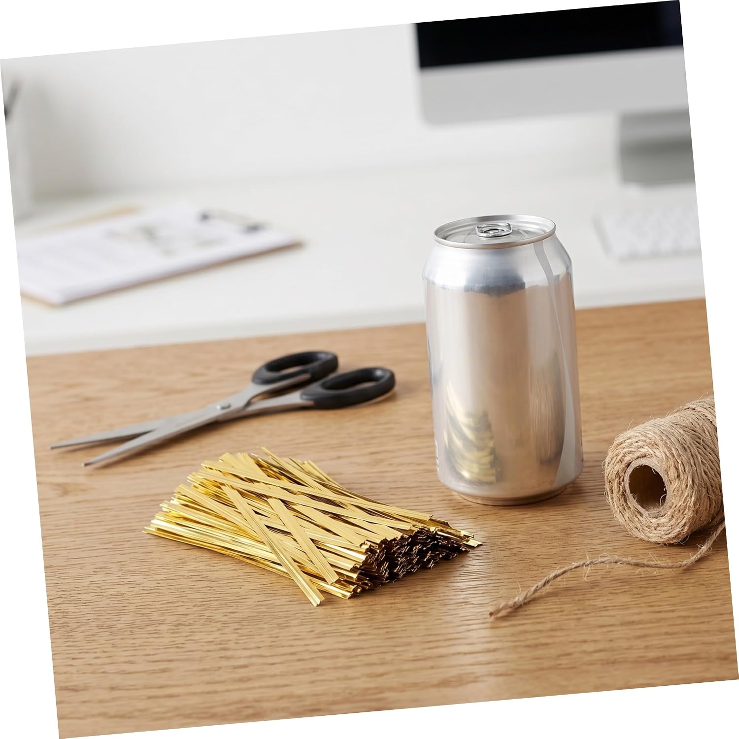 Cabilock 1600pcs Metal Twist Ties for Kitchen Storage and Mini Craft Ties Individually Precut Iron Wire with Reliable Closure and Cellophane Treat Bags 10cm/4 Inch Length