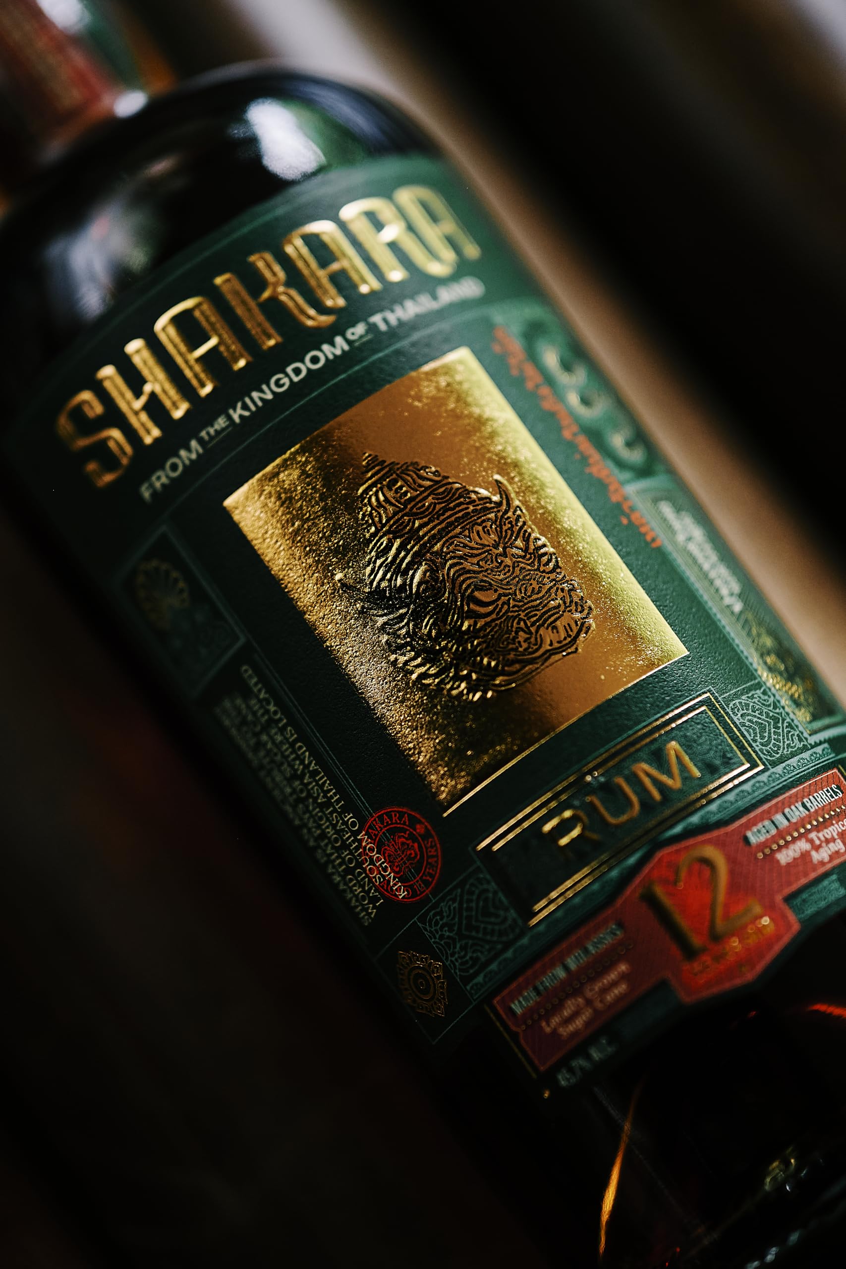 Shakara | Thailand Rum 12 y.o. | Noten von Mango und Toffee | 12 Jahre tropische Reifung in Bourbon Casks | 45,5% | 700ml