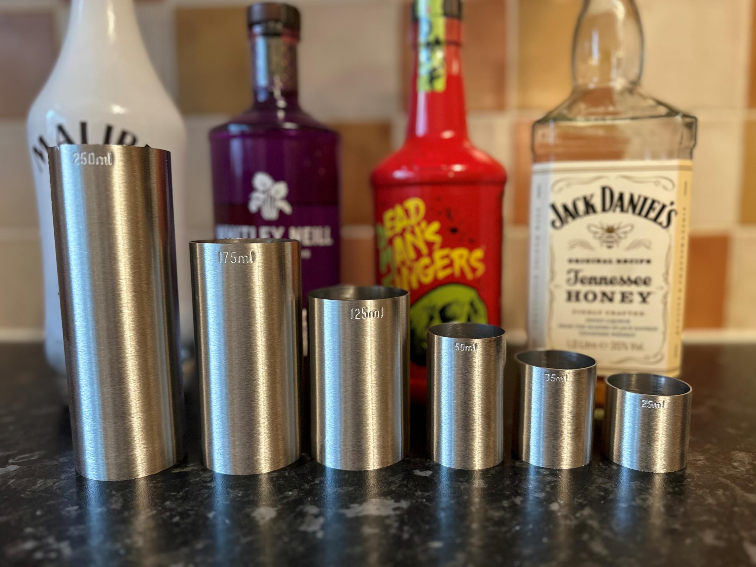 Beaumont Home Bar Professional - Juego de medidores de bebidas de acero inoxidable (6 – 25 ml, 35 ml, 50 ml, 125 ml, 175 ml y 250 ml, calidad comercial de pub y restaurante (FS) (PK1)