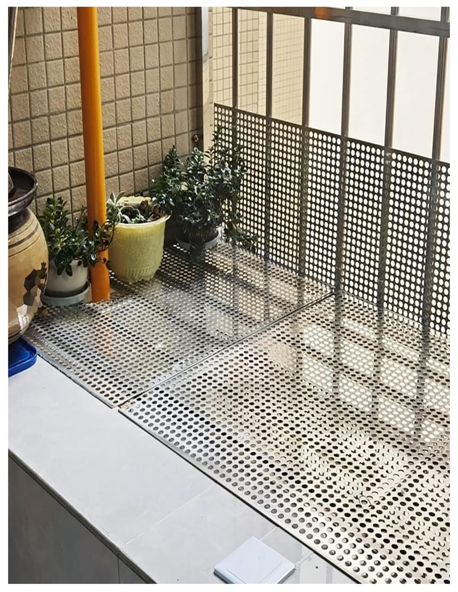 Generisch Lochblech aus Edelstahl – Streckmetallgewebe für Belüftung, Grills, Balkone, Geländer, Terrassen – Langlebiges, dekoratives Gitter für den Innen- und Außenbereich