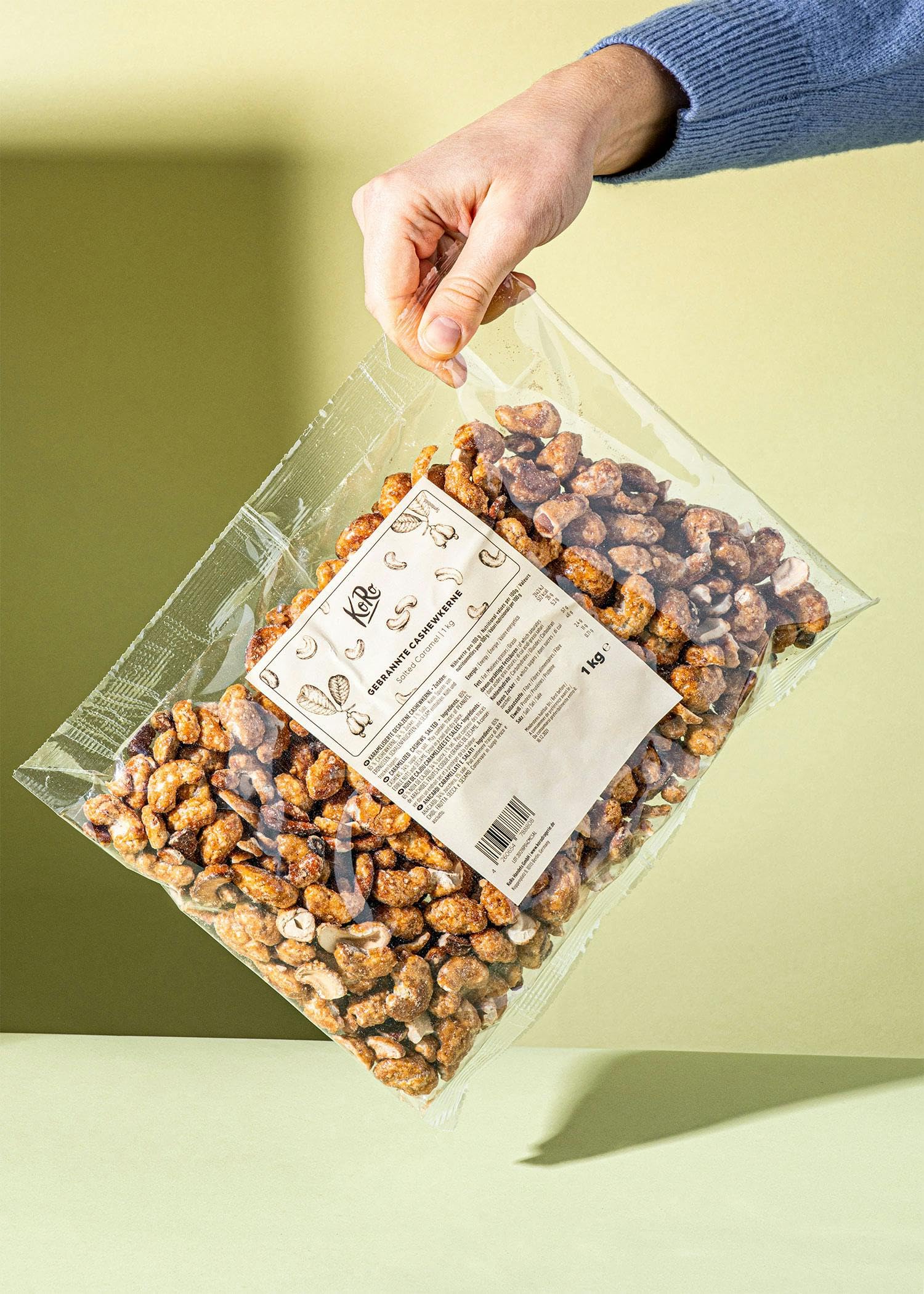 KoRo - Gebrannte Cashewkerne Salted Caramel 1 kg - Zarte ganze Cashews - Feiner Salz-Karamell Geschmack - Praktische Vorteilspackung