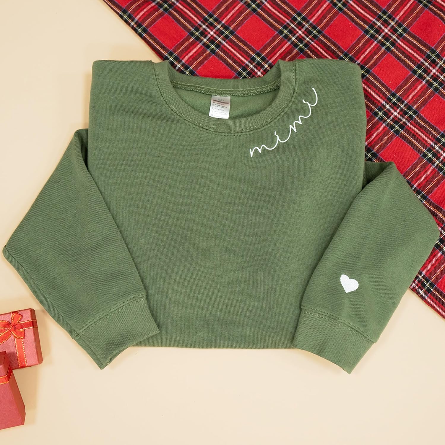 IZI POD - Mom Mama Grandma Embroidered Crewneck Sweatshirt Heart On Sleeve For Women-Gifts For Mom, Grandma, Mimi, Nana, Gigi - Image 5