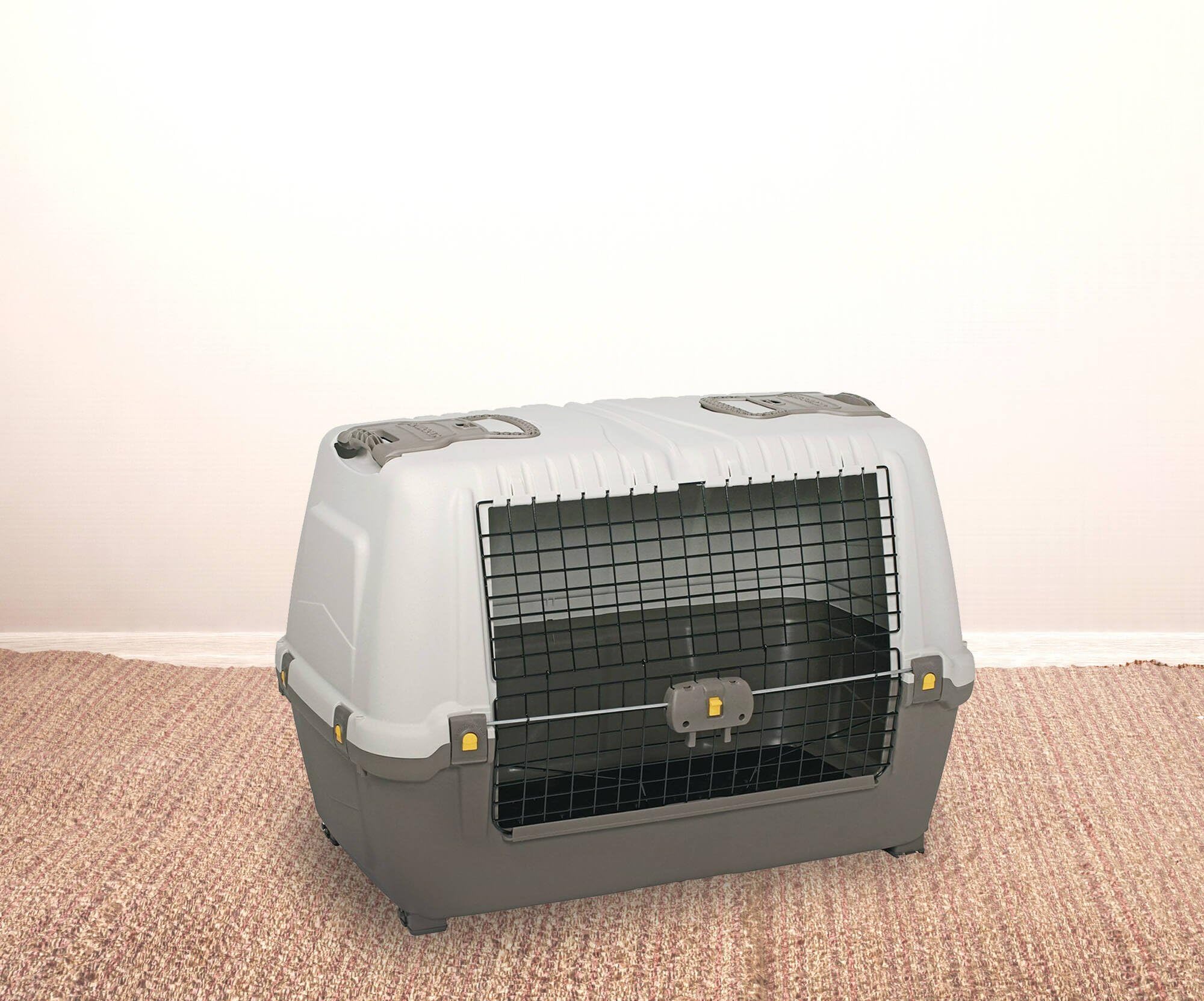 Dmora Transportín rígido para Perros o Gatos de Polipropileno, Jaula portátil con Alfombrilla, 100% Fabricada en Italia, 76 x 45 x 54 cm, Color Gris